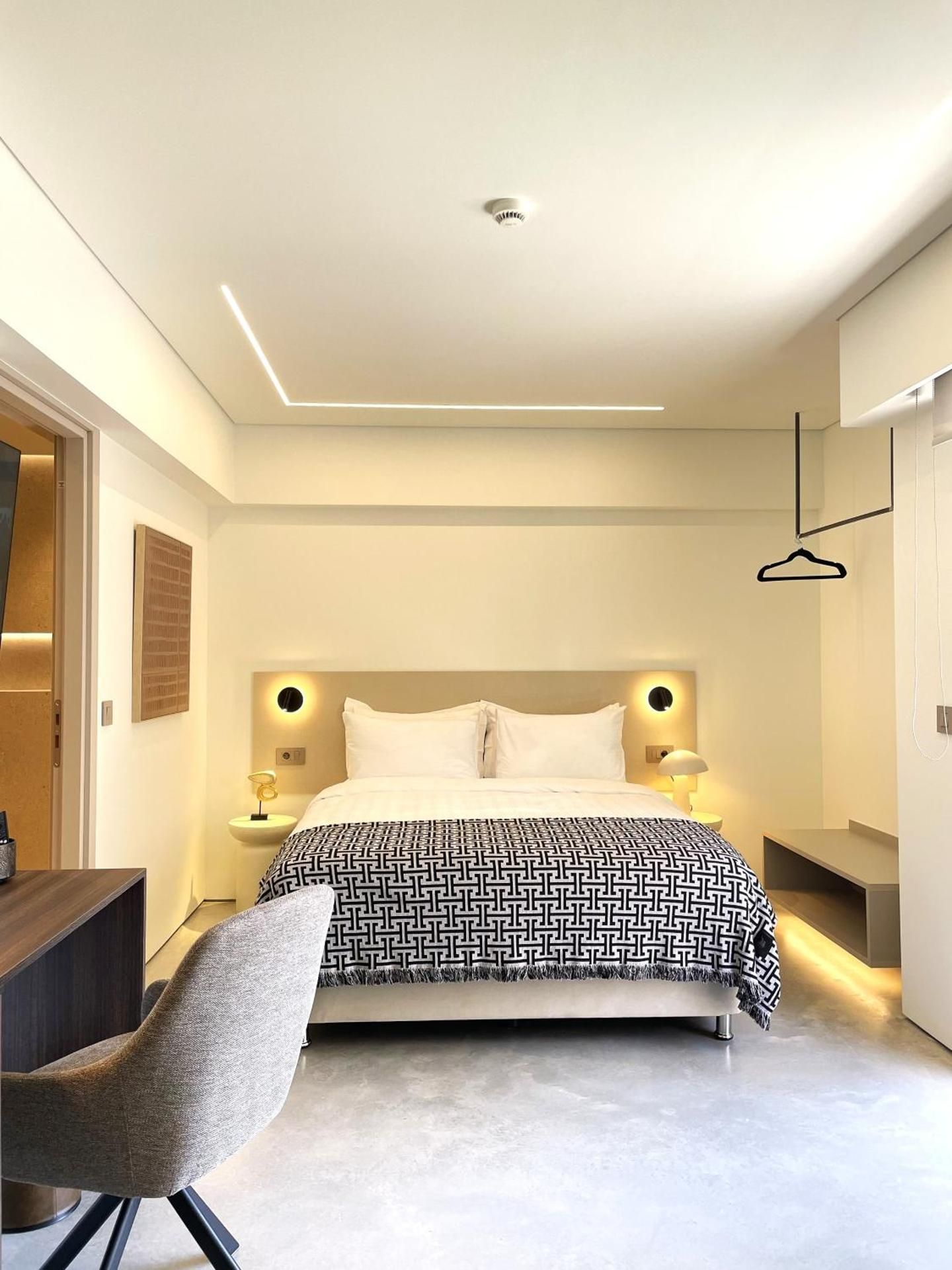 Junior Suite with Balcony