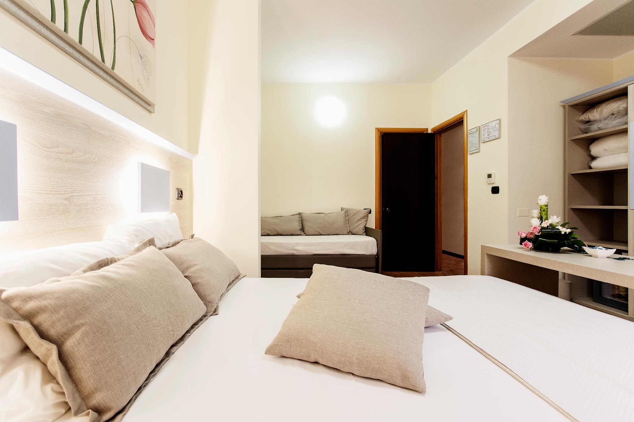 Hotel Fly Standard Room 2