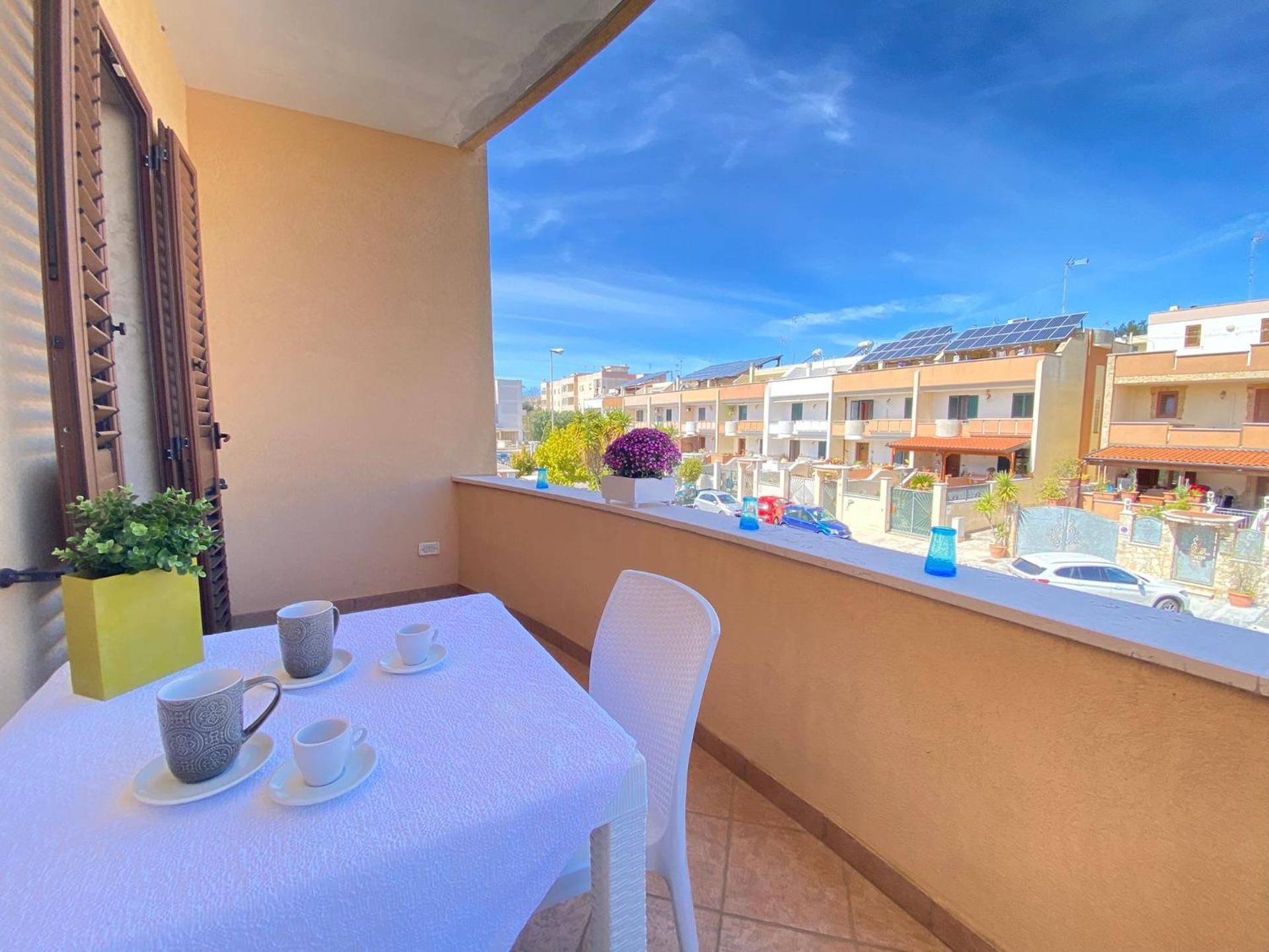 Triple Room with Balcony