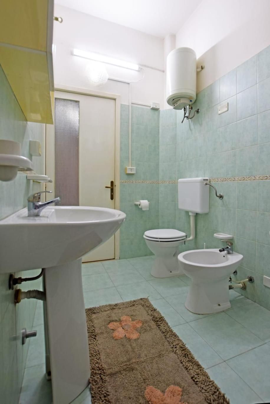 One-Bedroom Standard Apartment