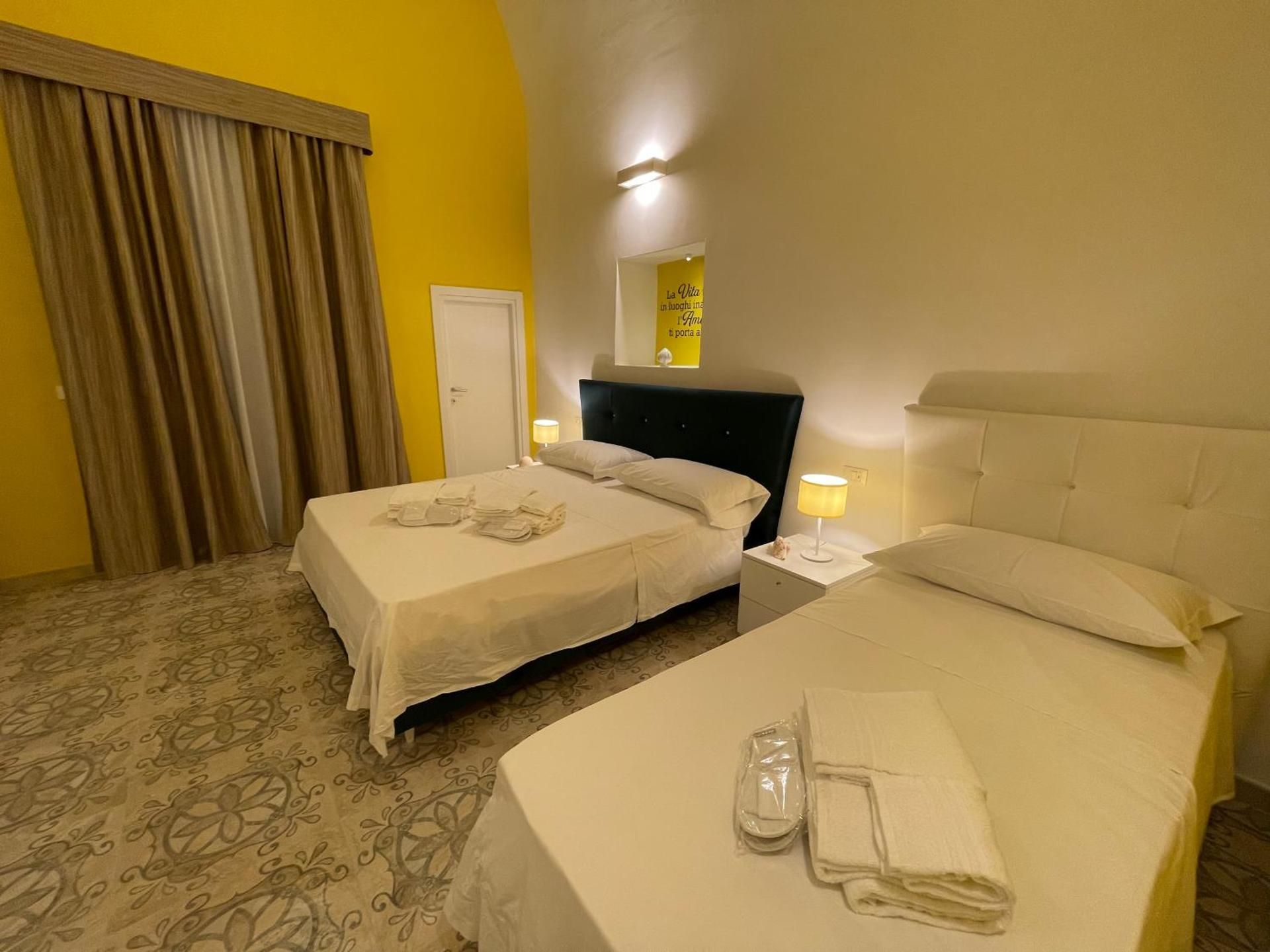 Quadruple Room with Terrace