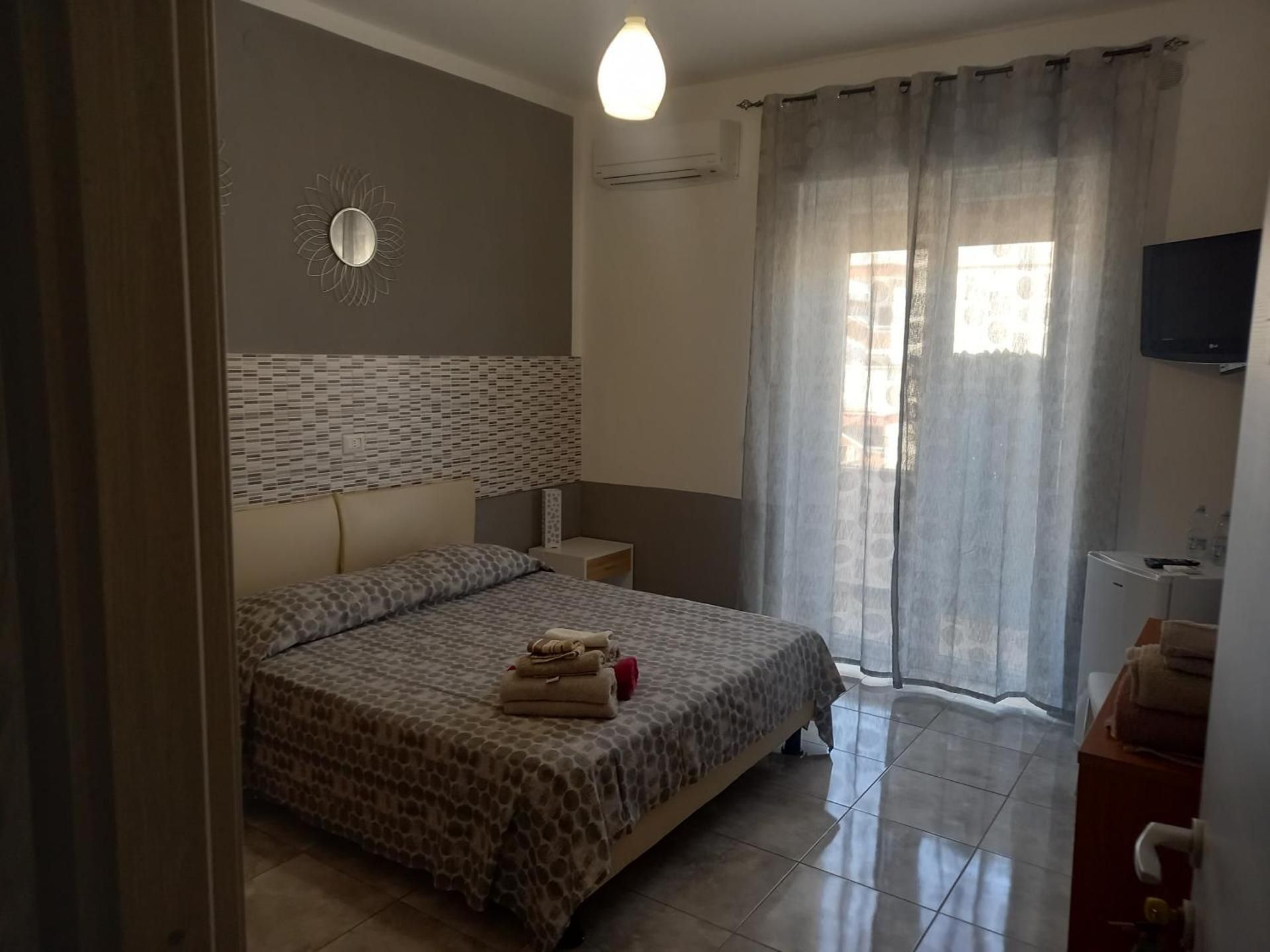 Double Room with Private External Bathroom