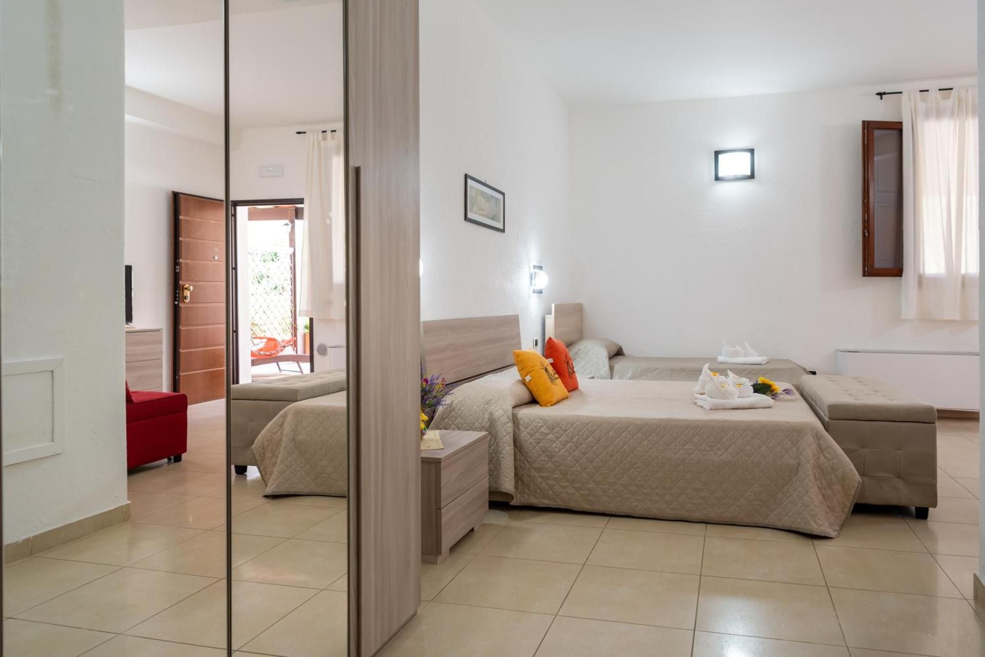 Triple Room
