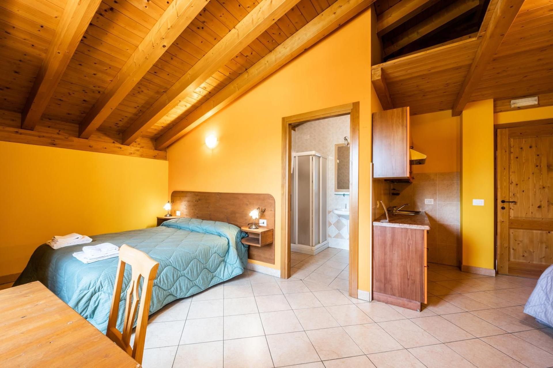 Triple Room with Garden View