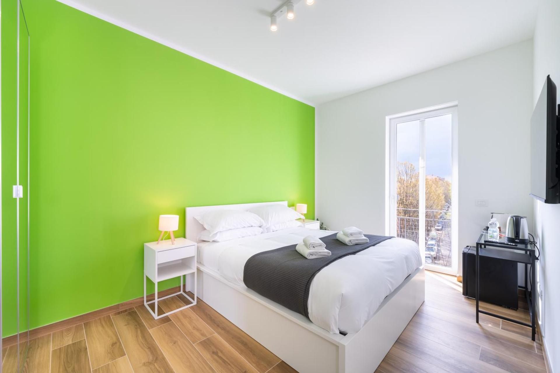 One-Bedroom Apartment with Terrace