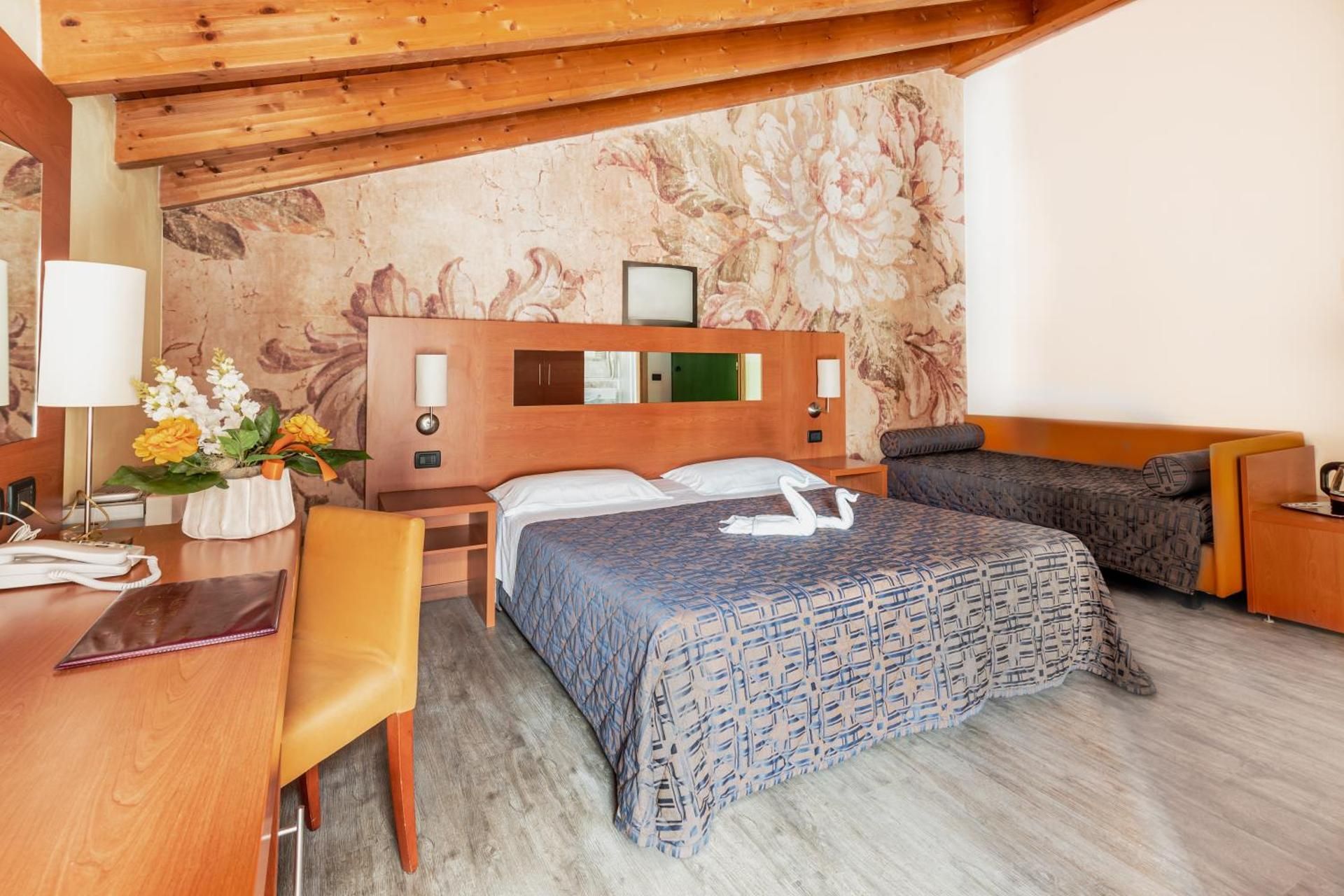 Hotel City Verona Superior Triple Room