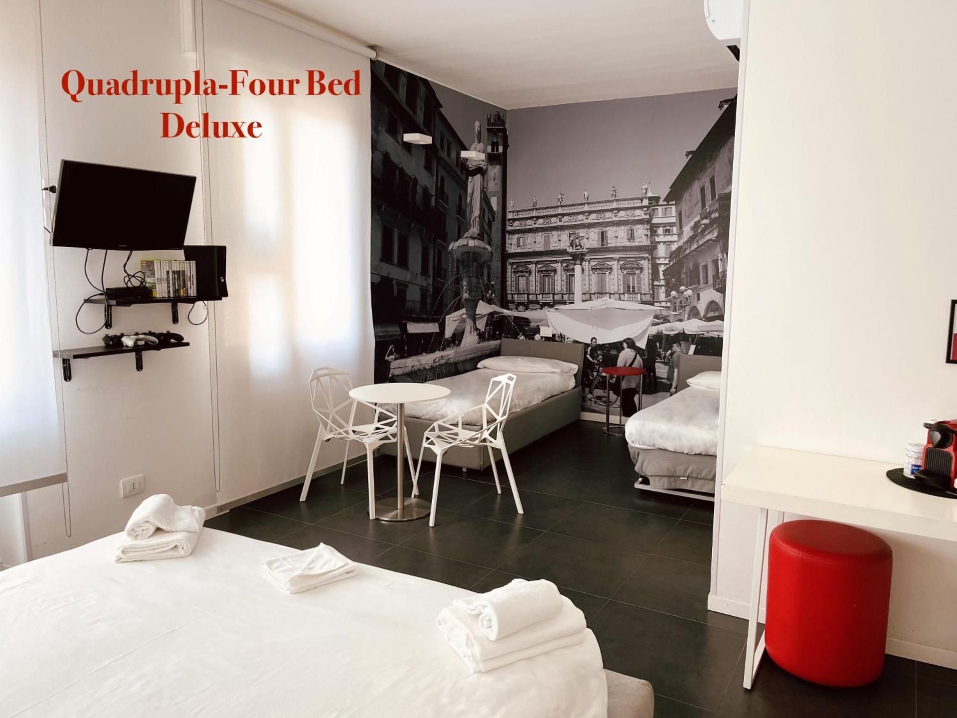 Deluxe Quadruple Room