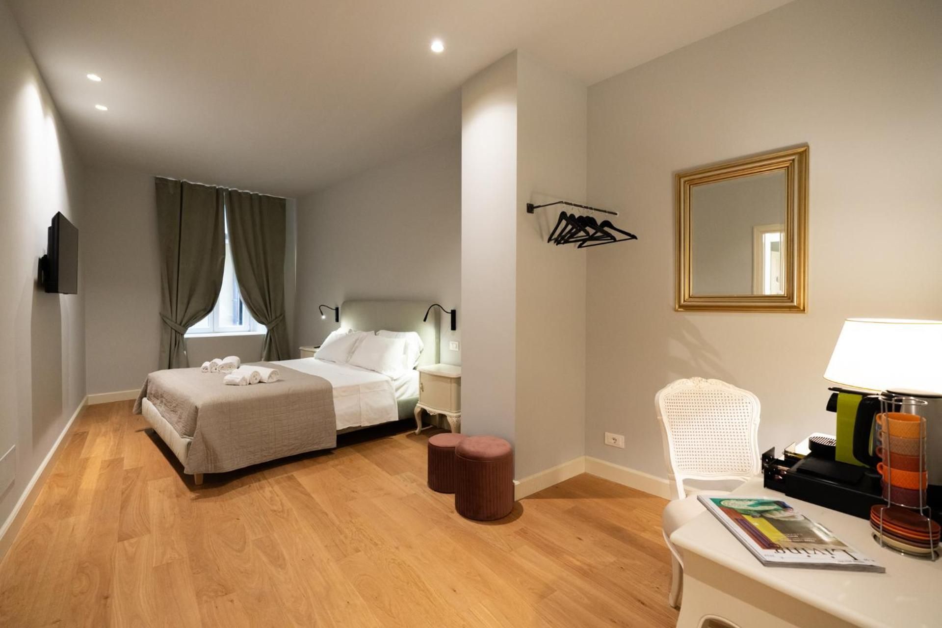 Standard King Room