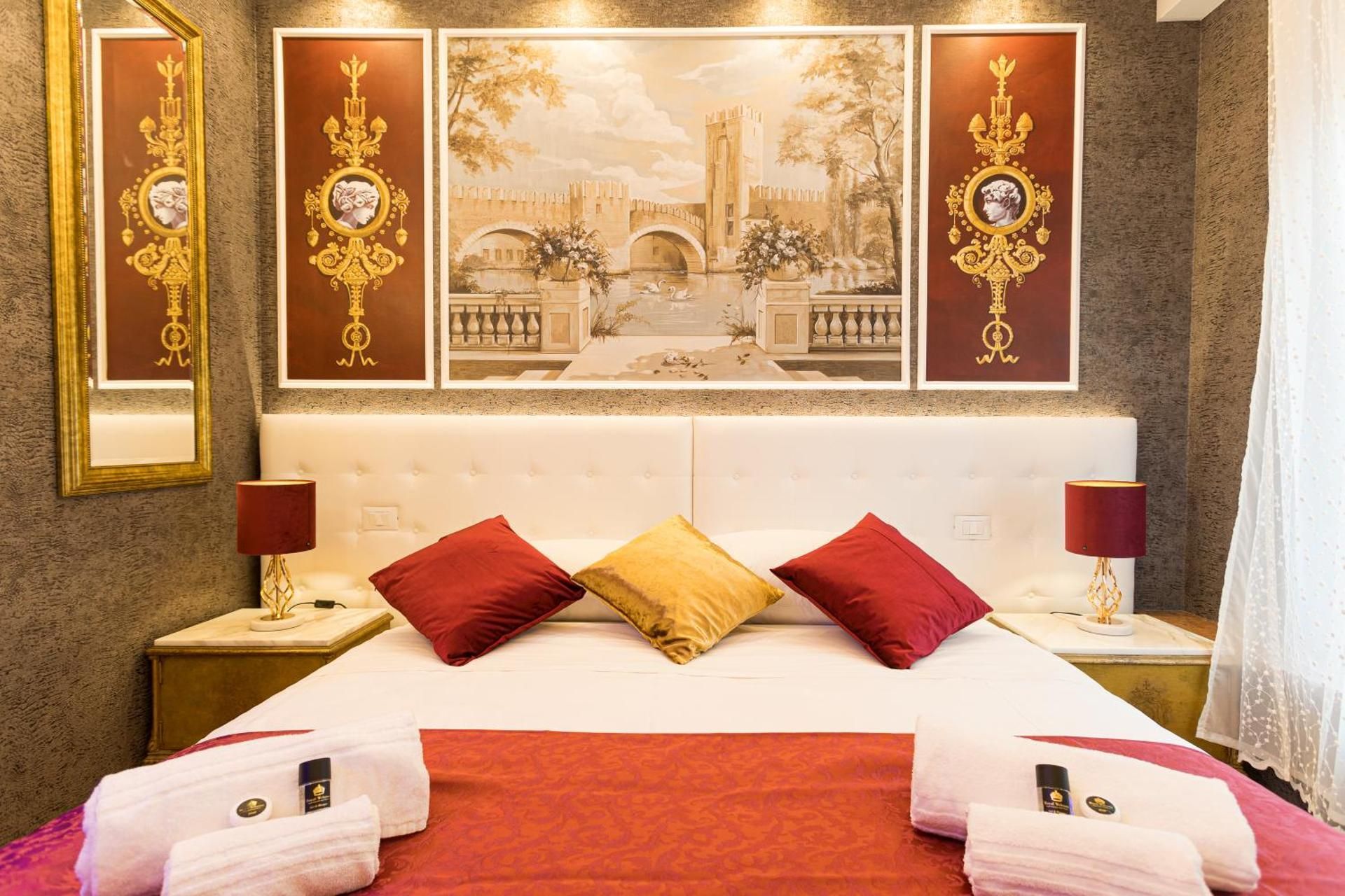 King Suite with Spa Bath