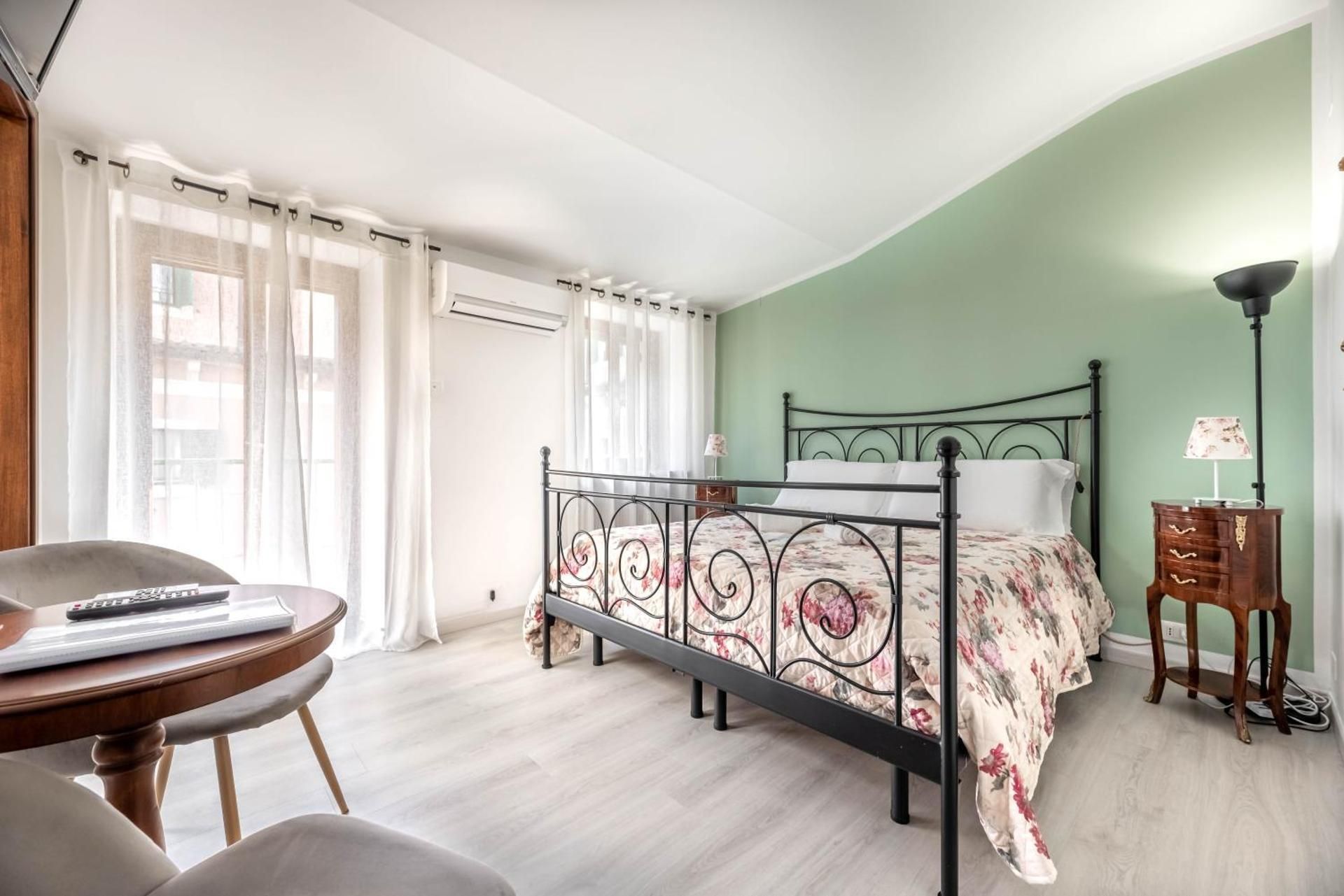 Double Room with Balcony