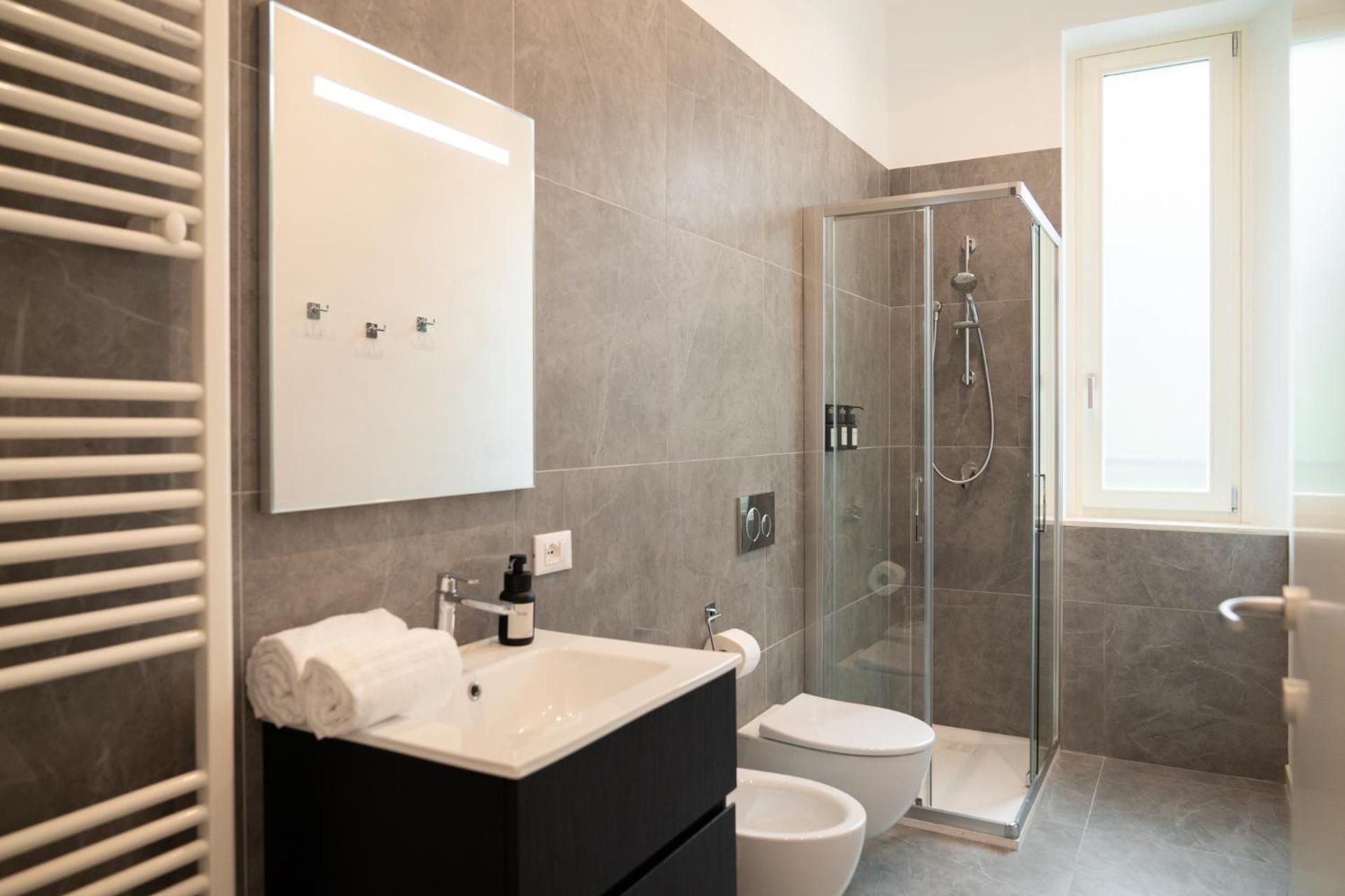 Superior One-Bedroom Apartment with Balcony