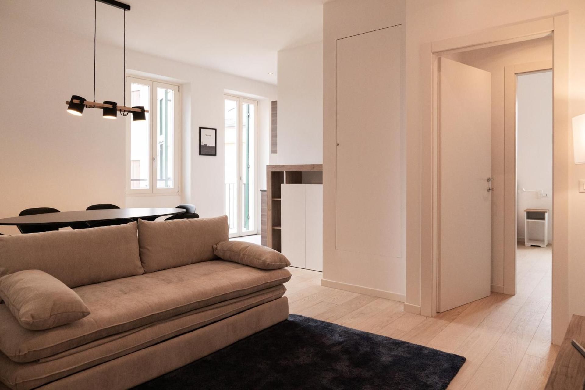 Two-Bedroom Deluxe Apartment with Balcony