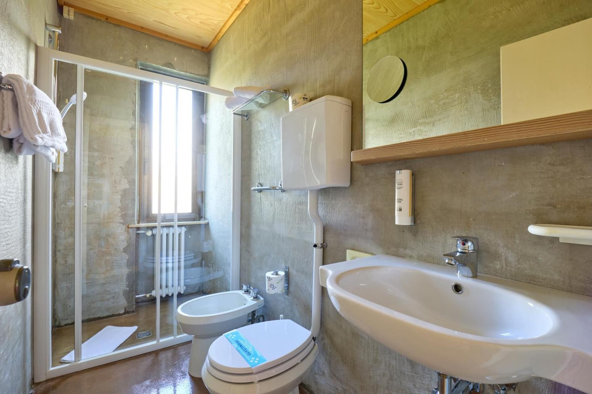 Double Room with Pool View