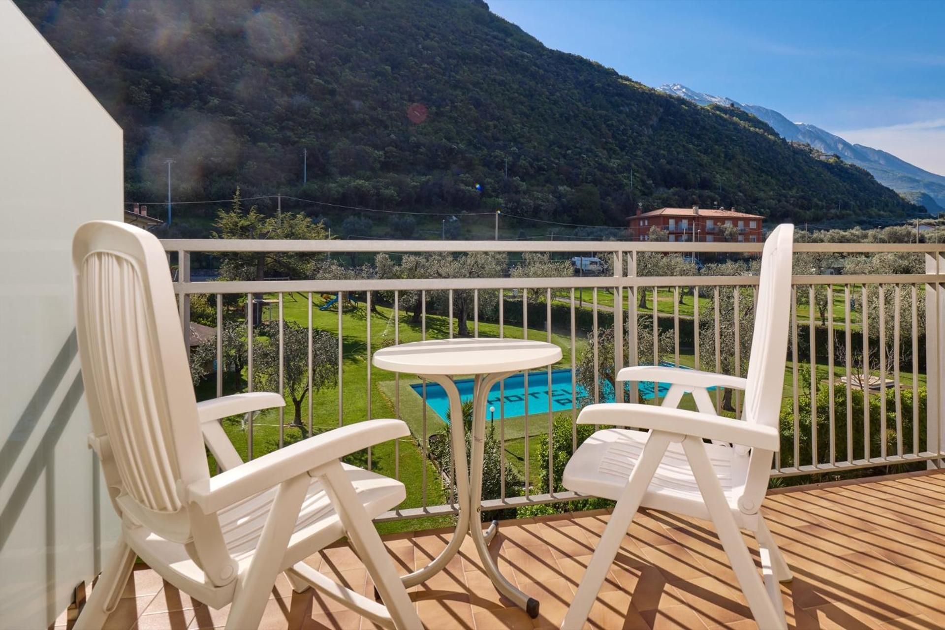 Double or Twin Room with Garden View