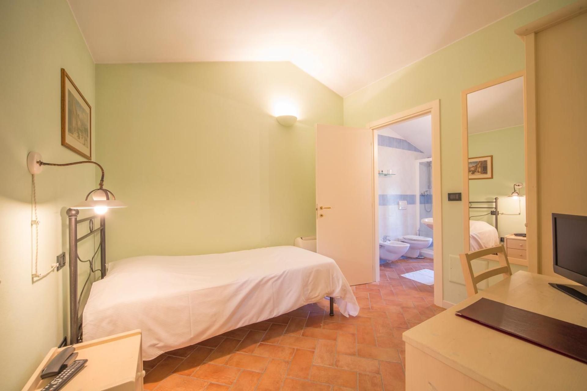 Single Room