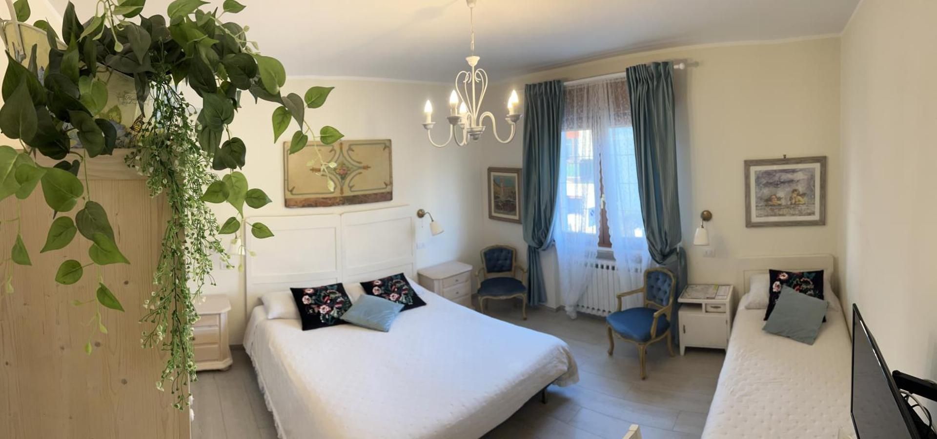 Triple Room with Bathroom