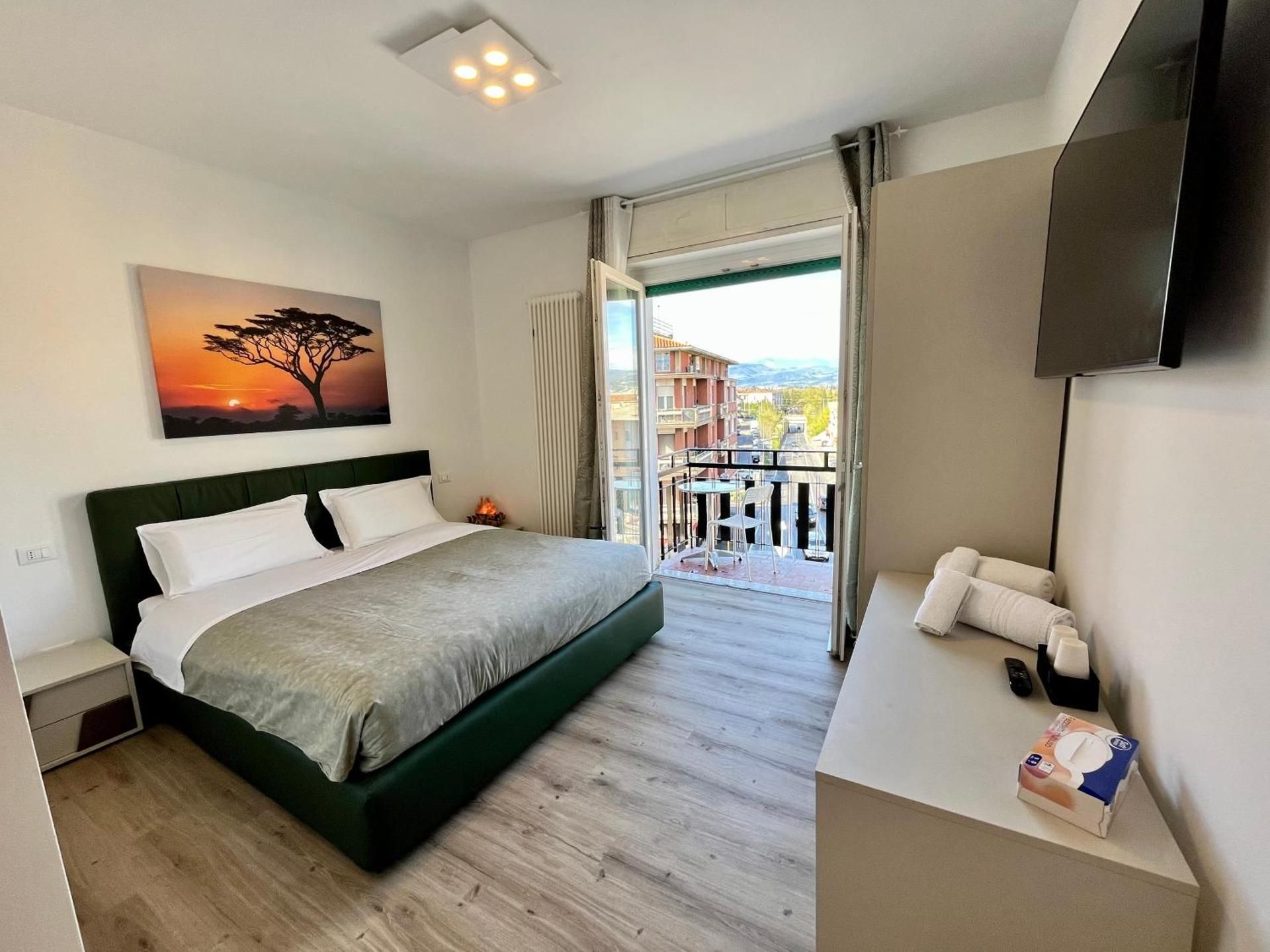Double Room with Private Bathroom