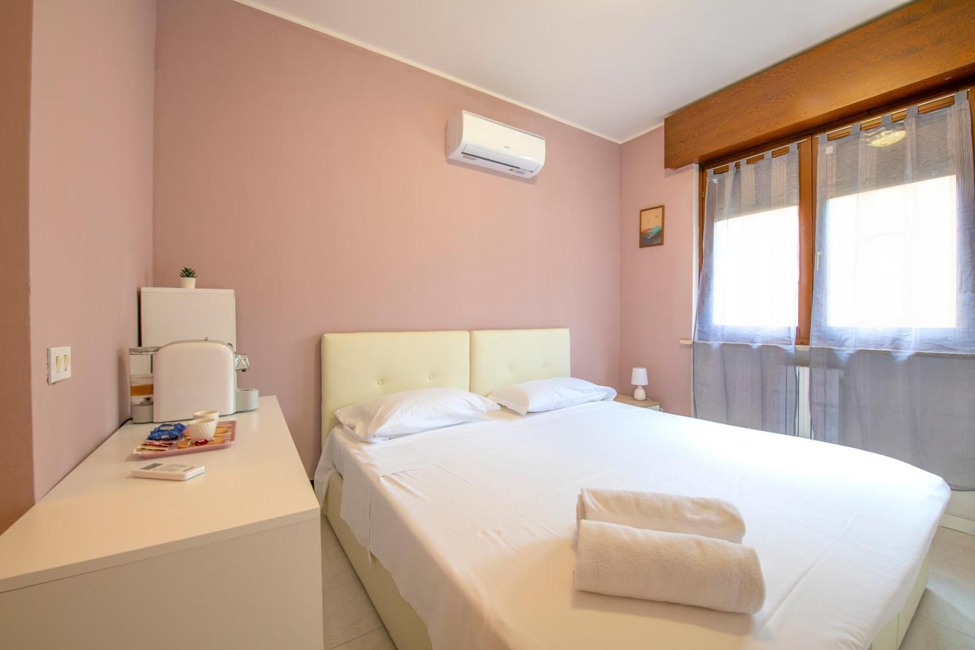 Double Room with Shared Bathroom