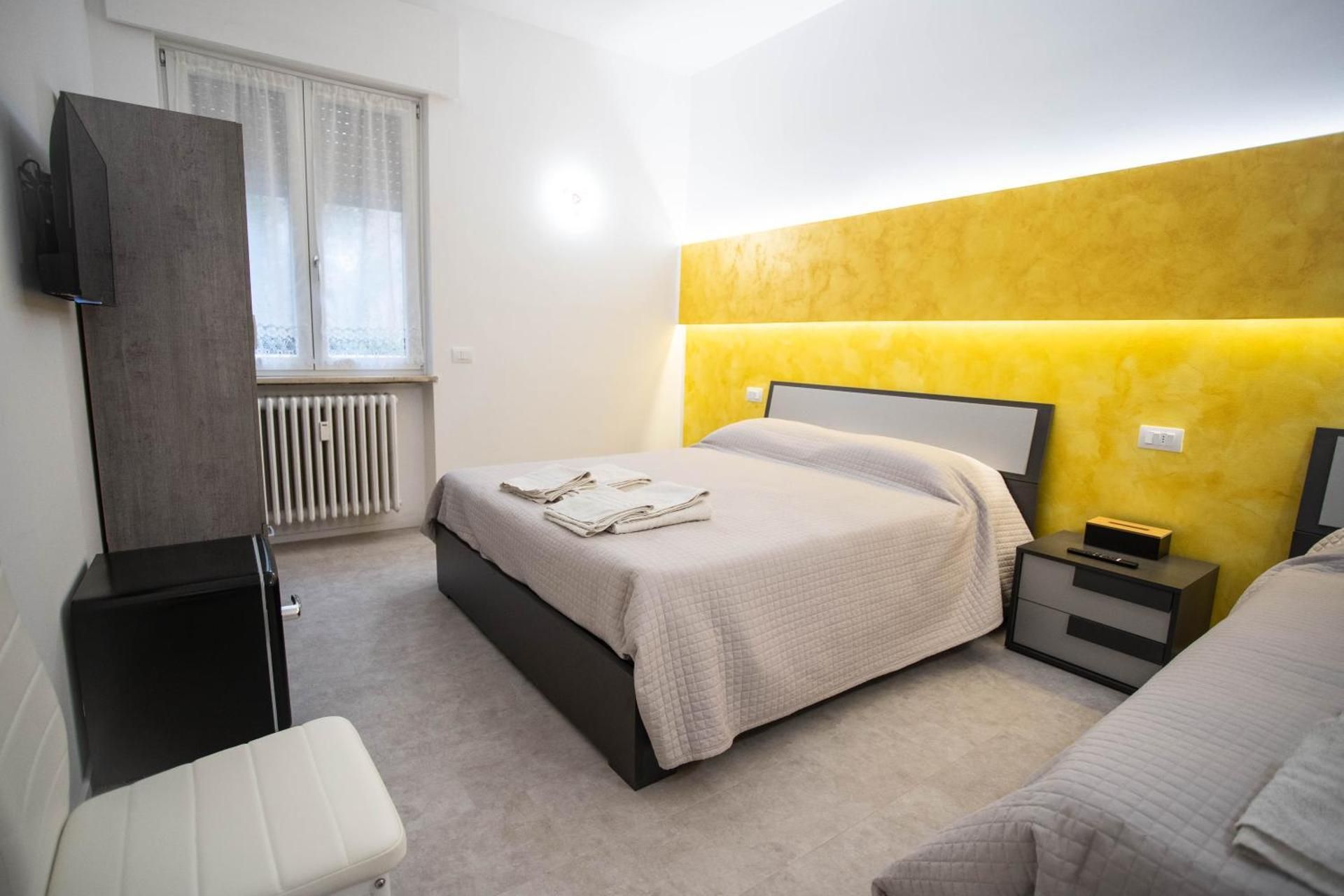 Triple Room with Private Bathroom