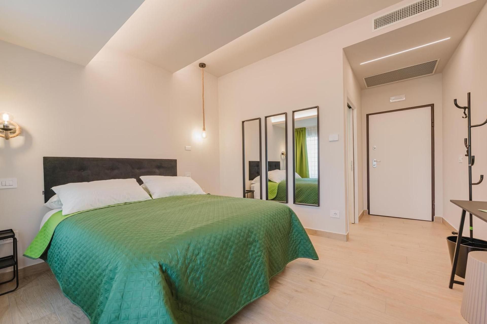 Large Double Room