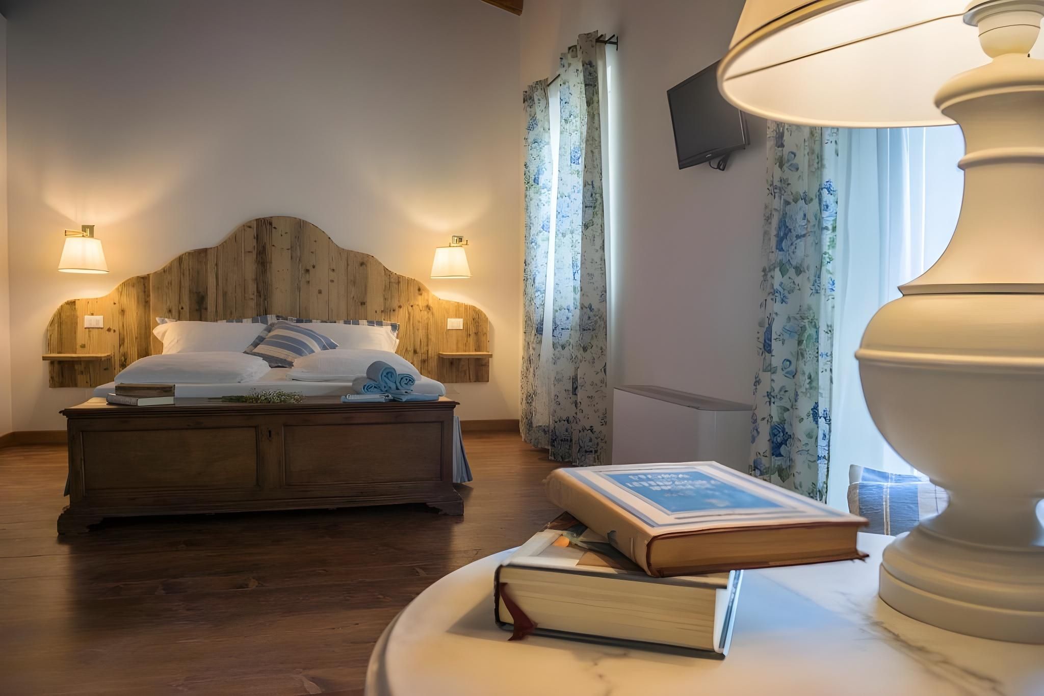 Grand Deluxe Double or Twin Room