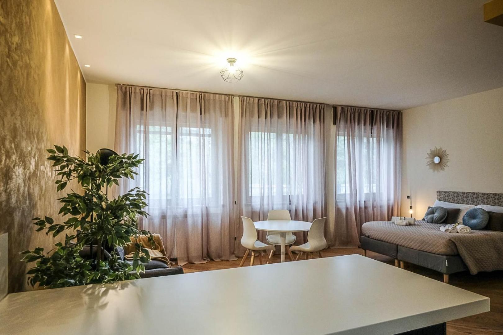 Studio Apartment