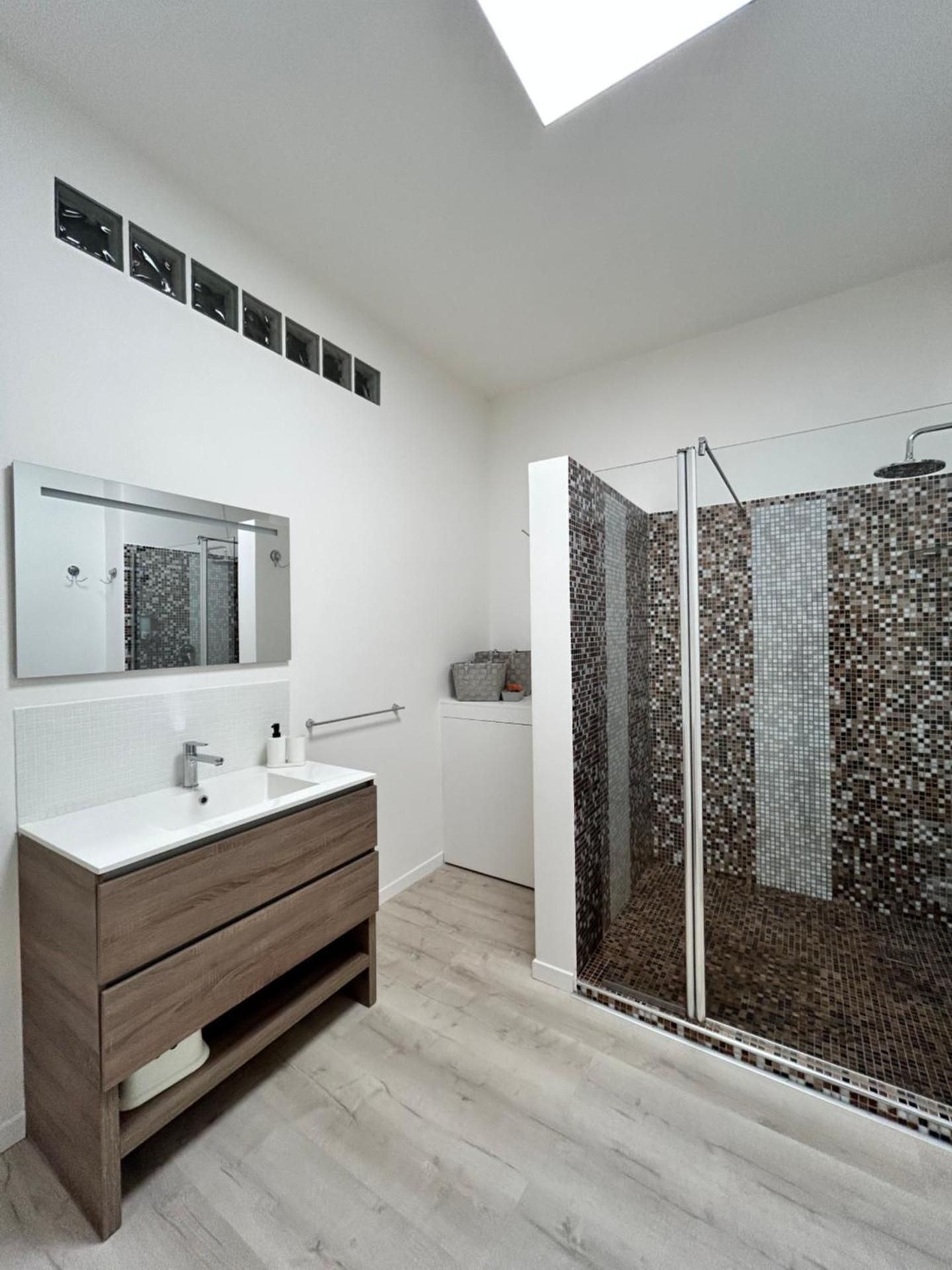 Two-Bedroom Deluxe Apartment
