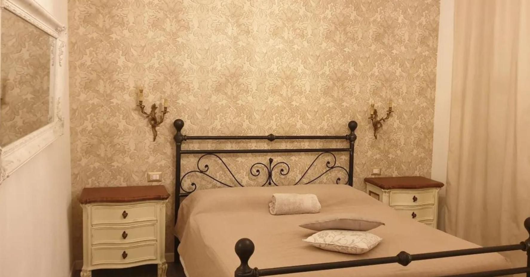 Quadruple Room with Private External Bathroom