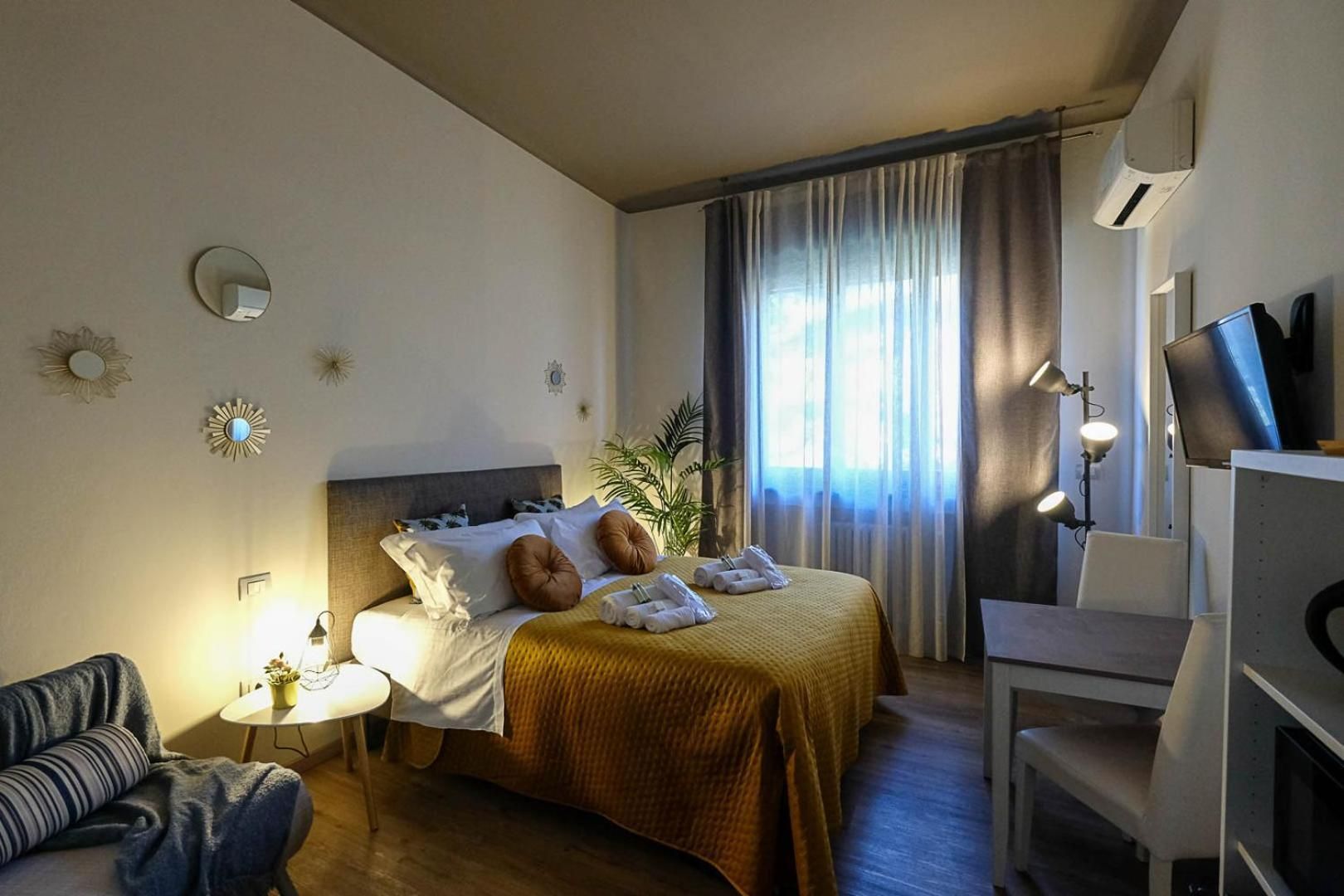 Triple Room with Private Bathroom