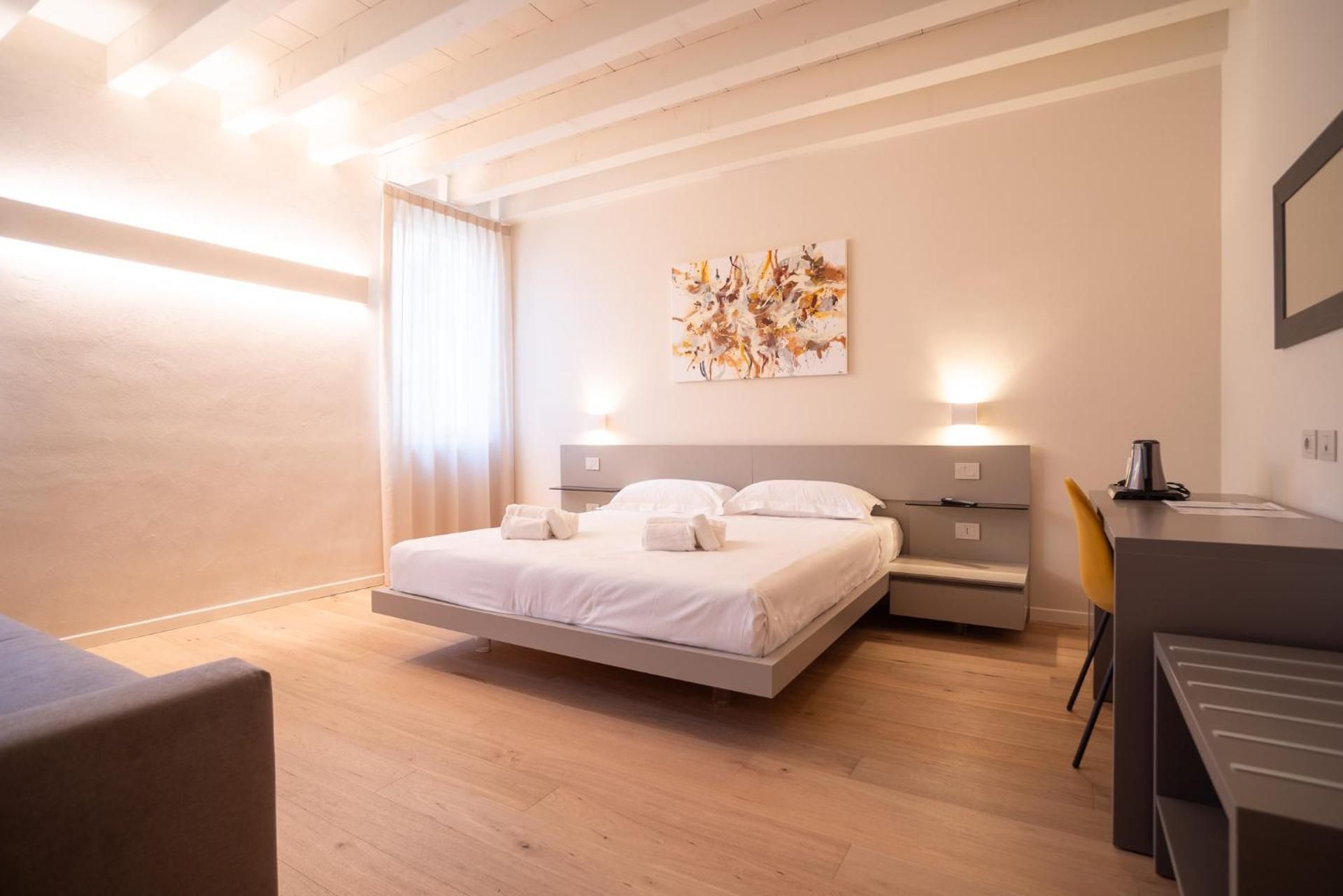 Deluxe Junior Suite