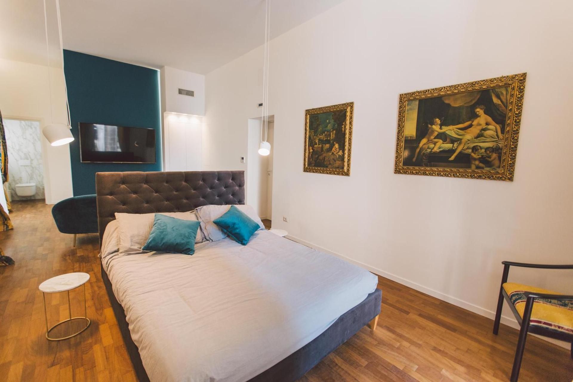 Deluxe Suite with Sea View