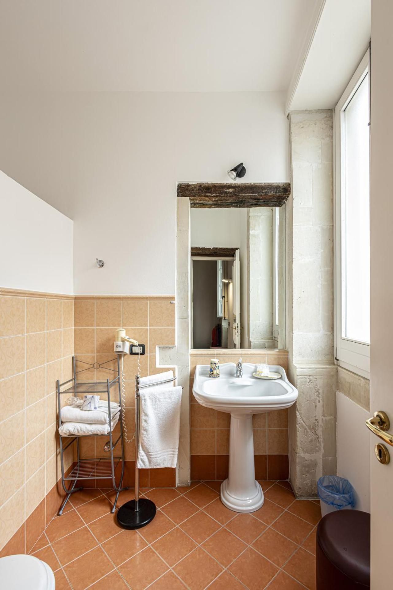 Deluxe Suite with Balcony