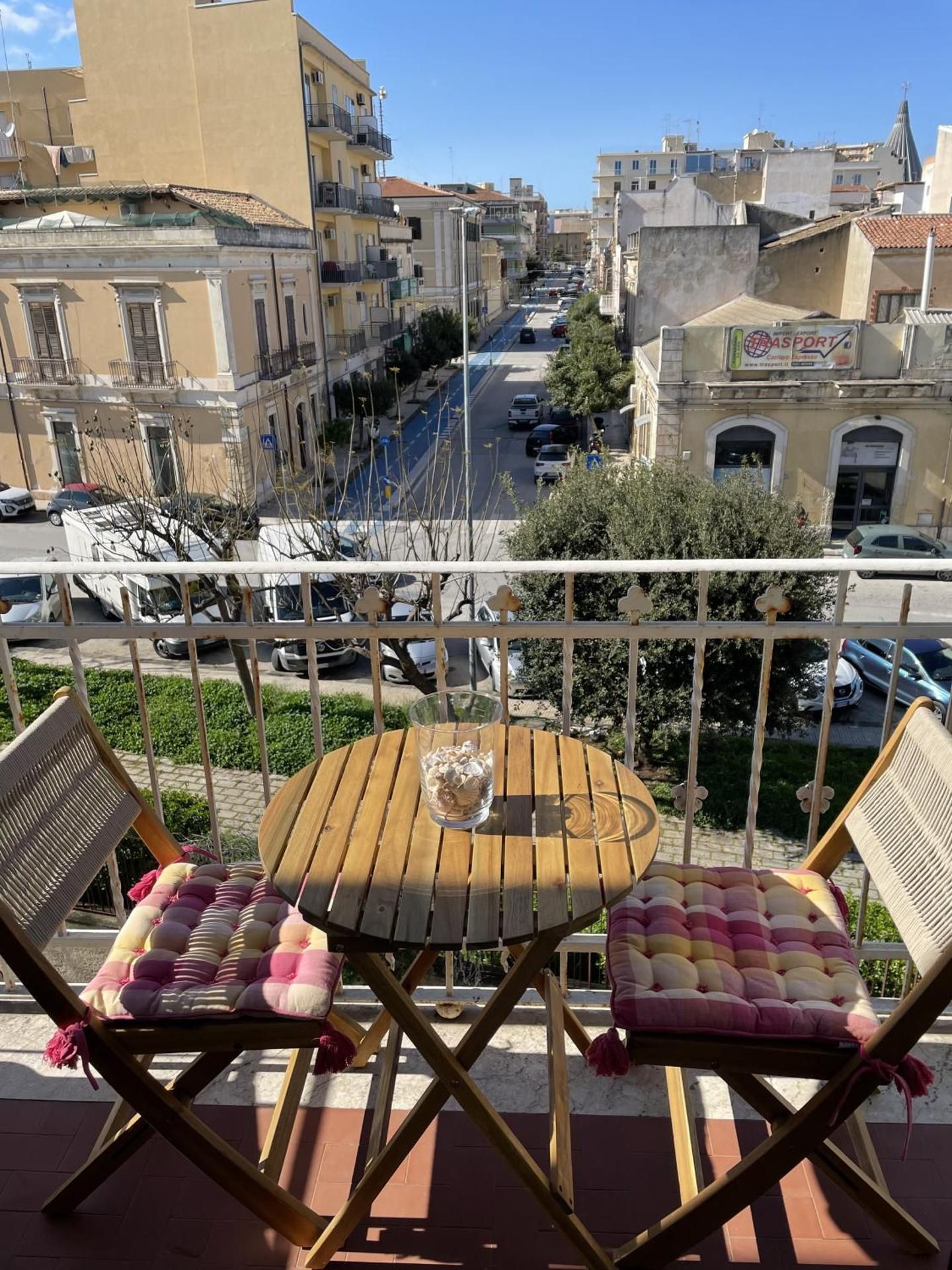 Two-Bedroom Deluxe Apartment with Balcony