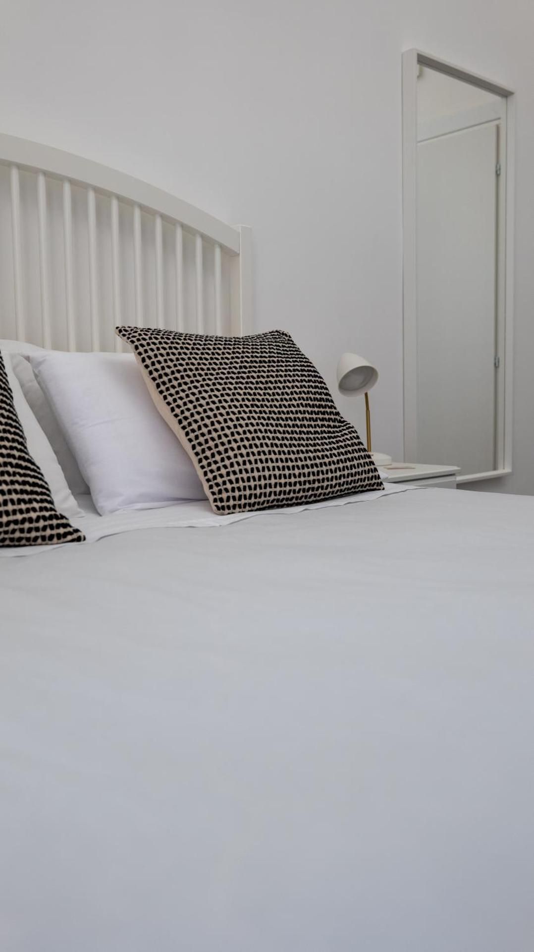 Central Perk Double Room with Balcony 3