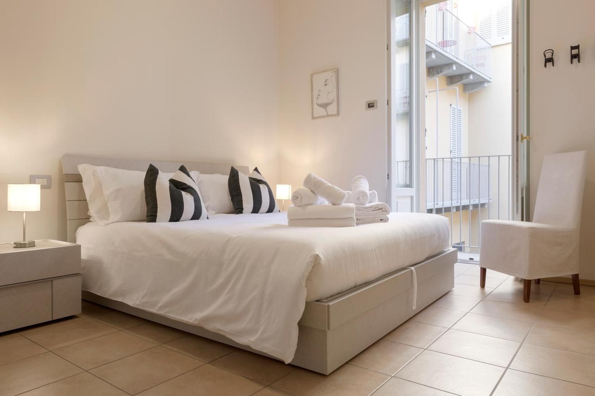 Apartment with Balcony