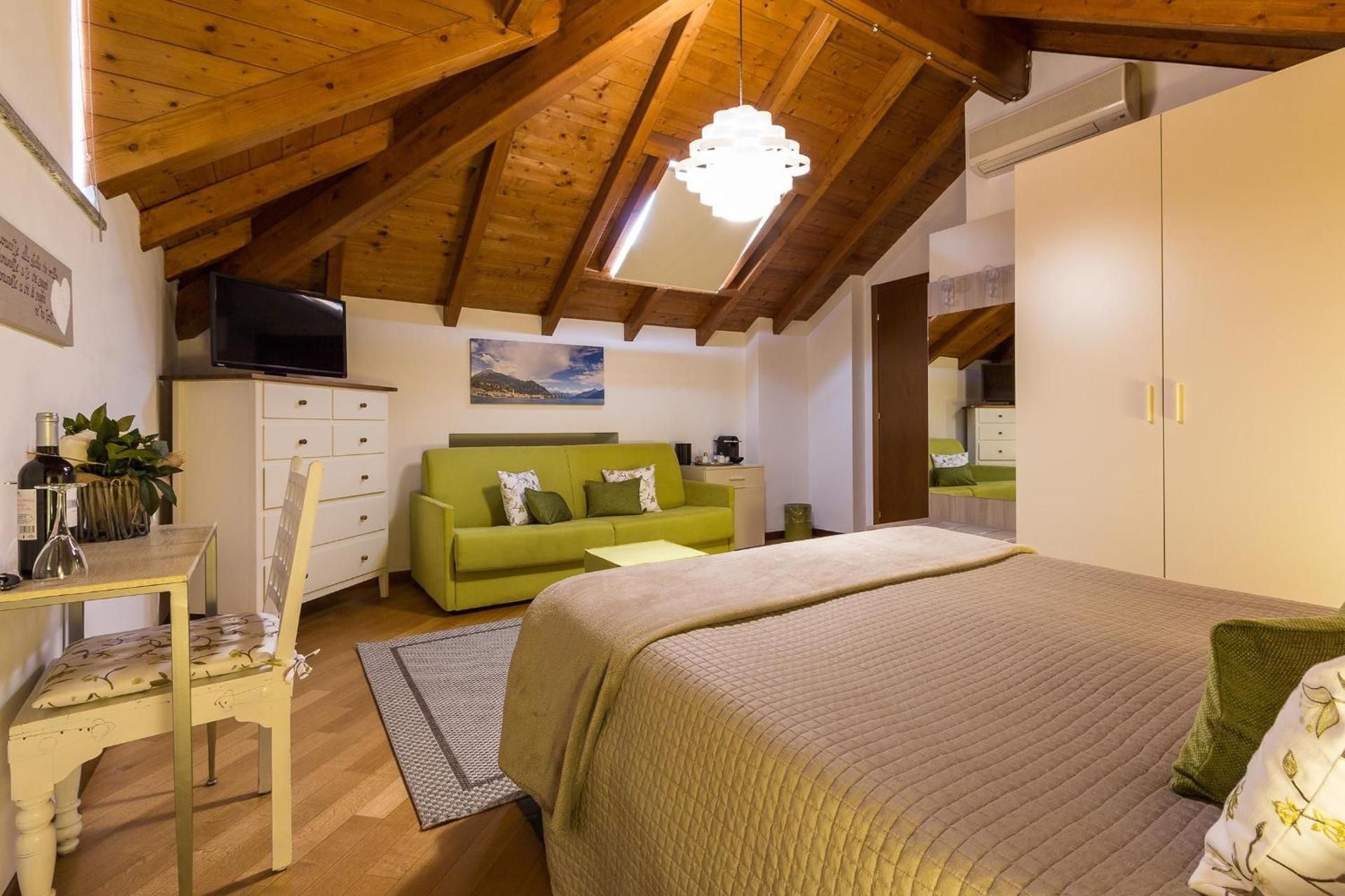 Large Double Room