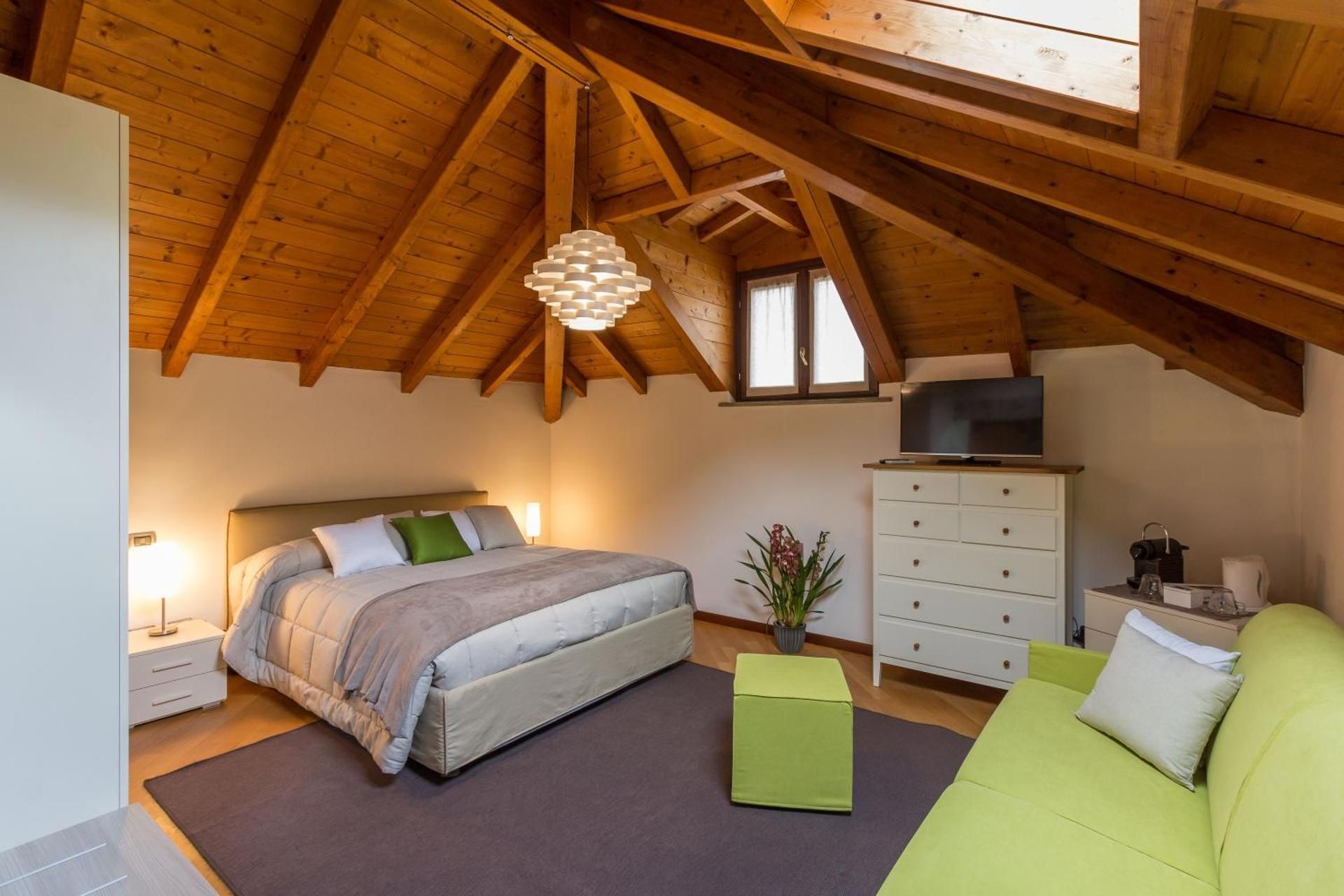 Large Double Room