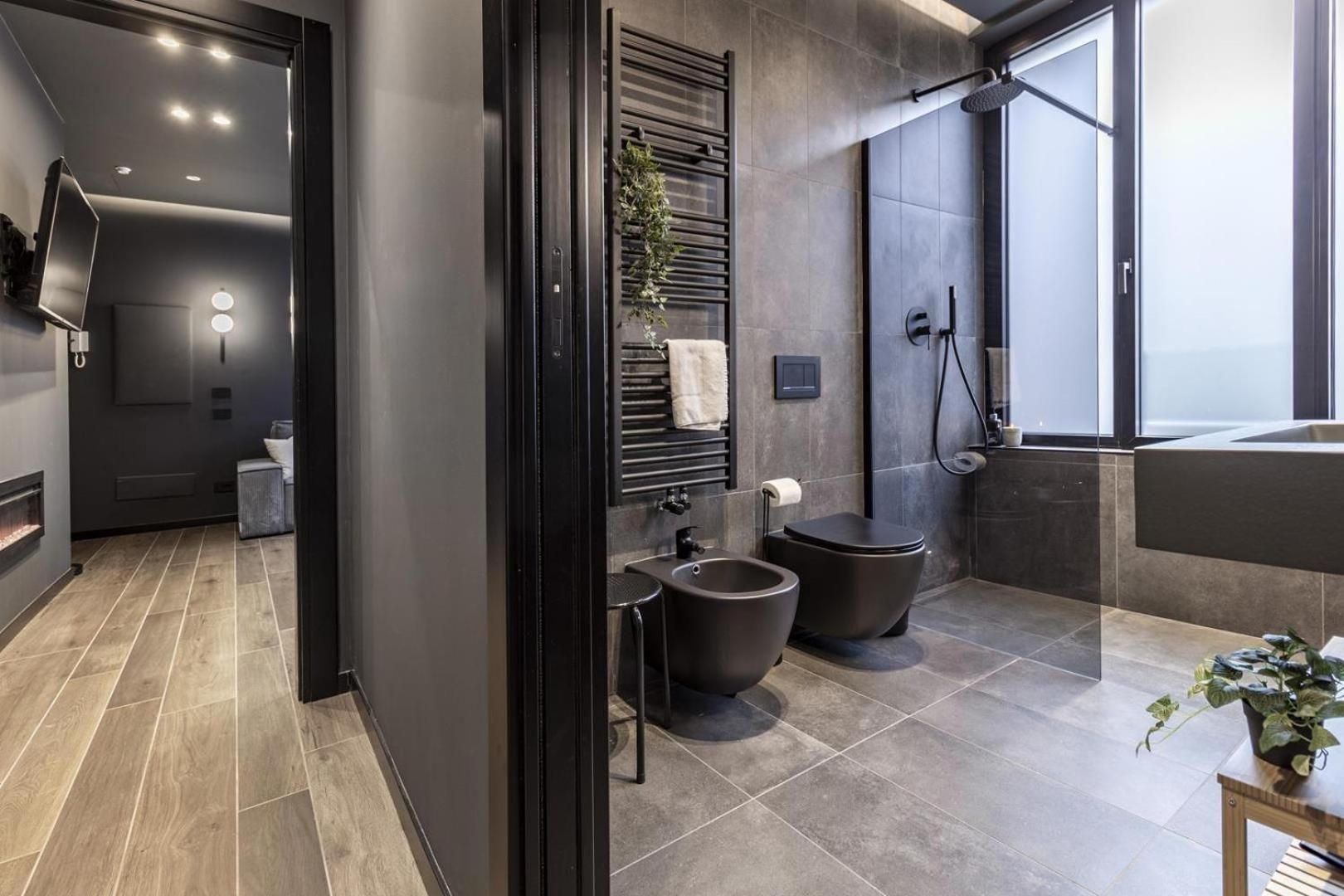 Lungolago Modern FD Apartments One-Bedroom Apartment 2