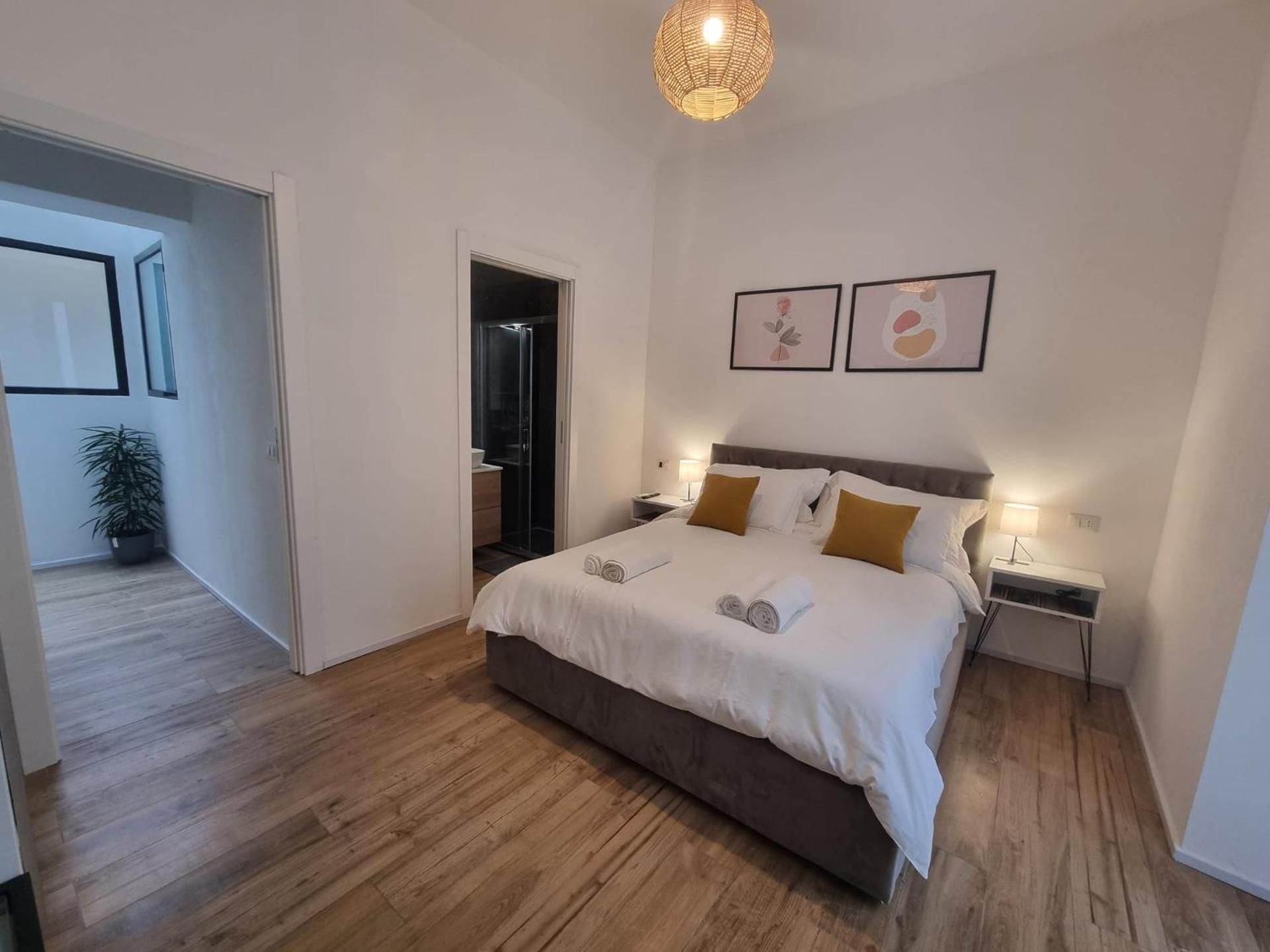 Two-Bedroom Superior Apartment Separate Building