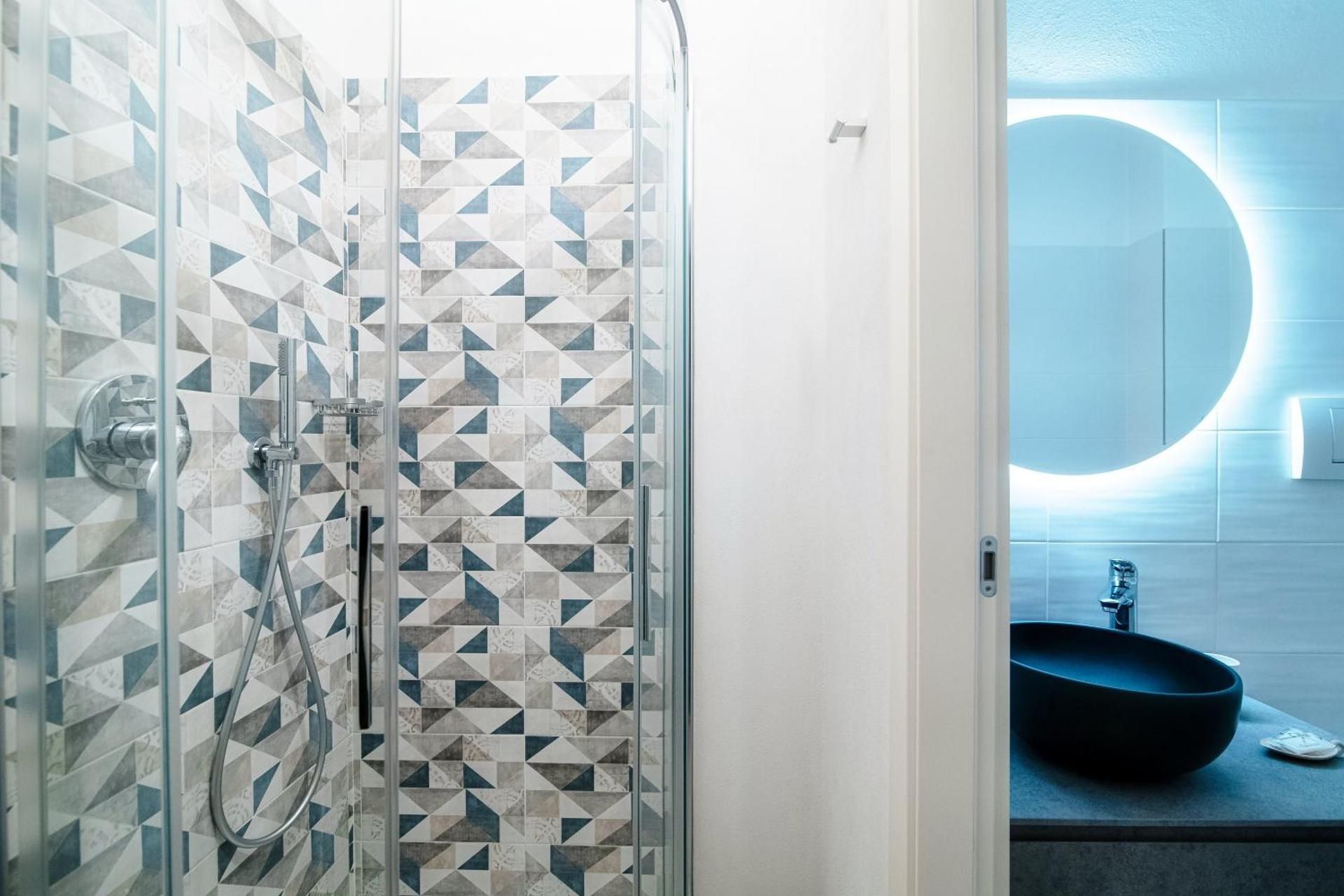 Historical Suites - The House Of Travelers Deluxe King Room 2