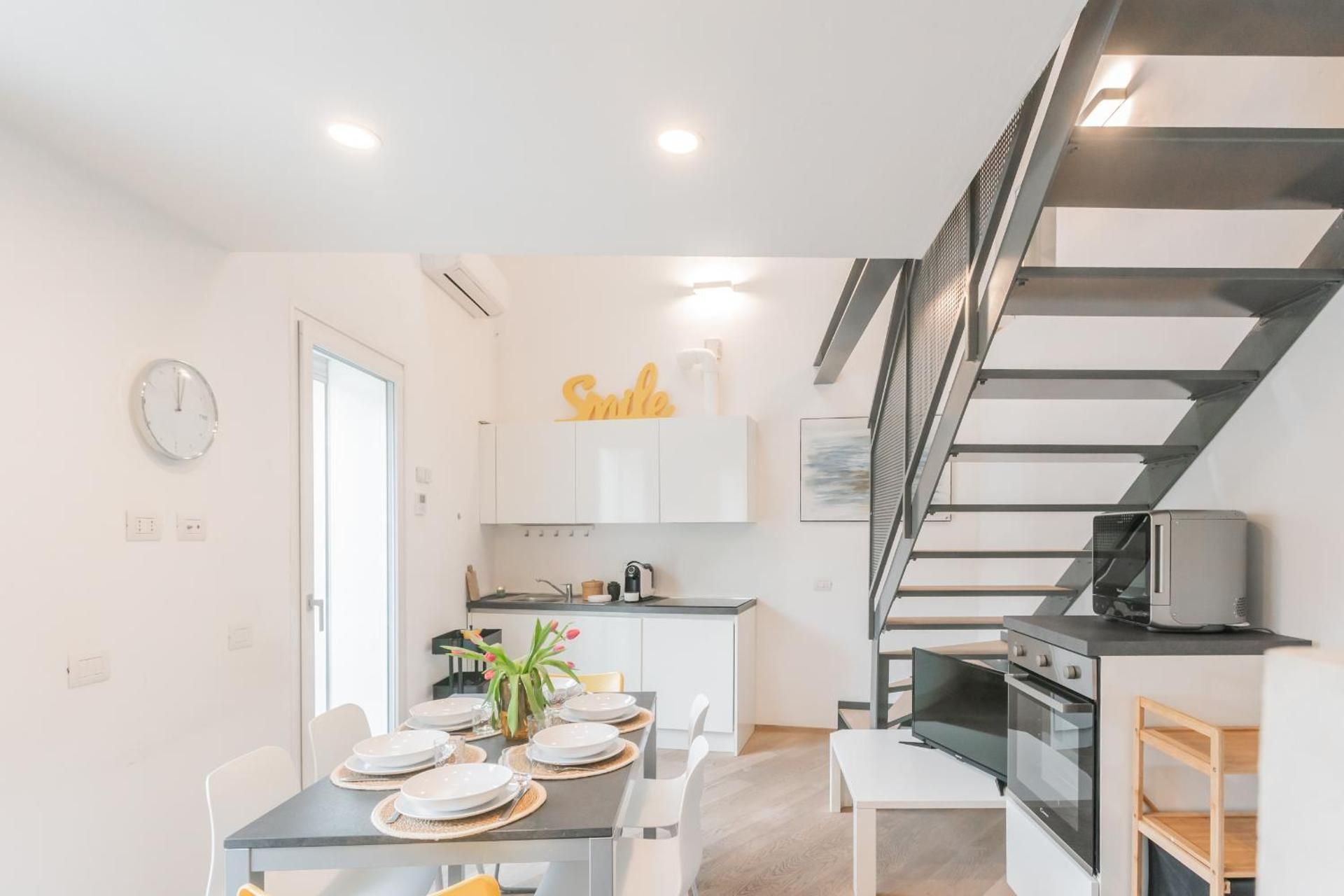 Borsieri Como Apartments with Parking by Rent All Como