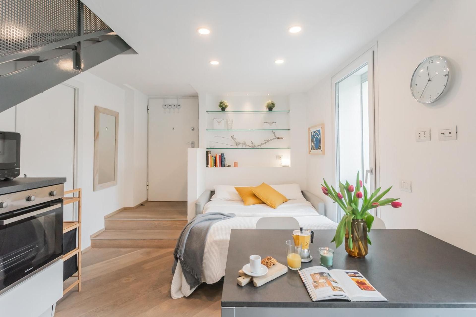 Borsieri Como Apartments with Parking by Rent All Como Two-Bedroom Apartment