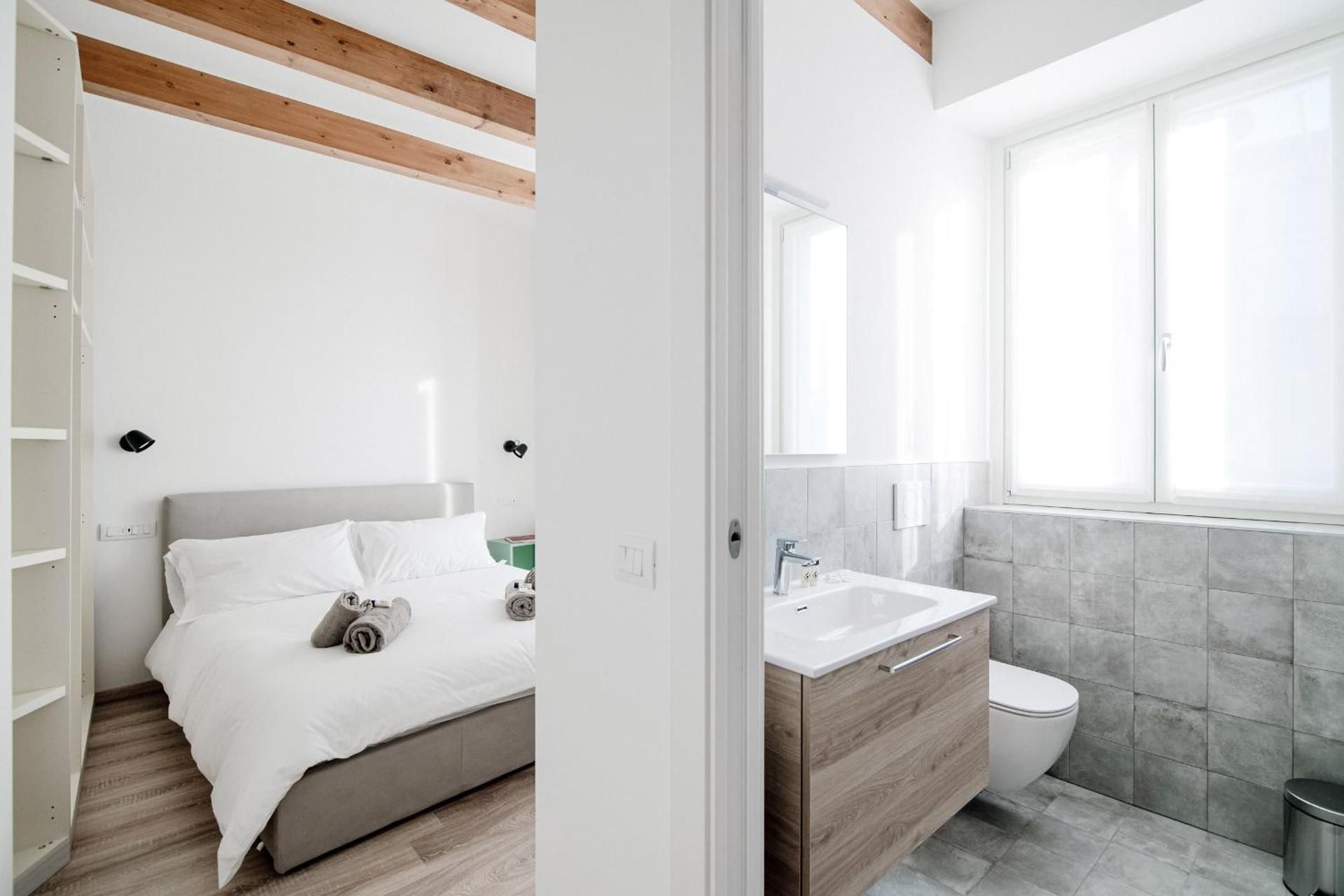 King Room with Balcony