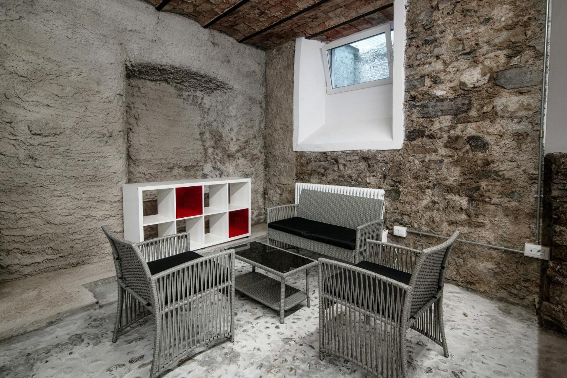 shared lounge/tv area