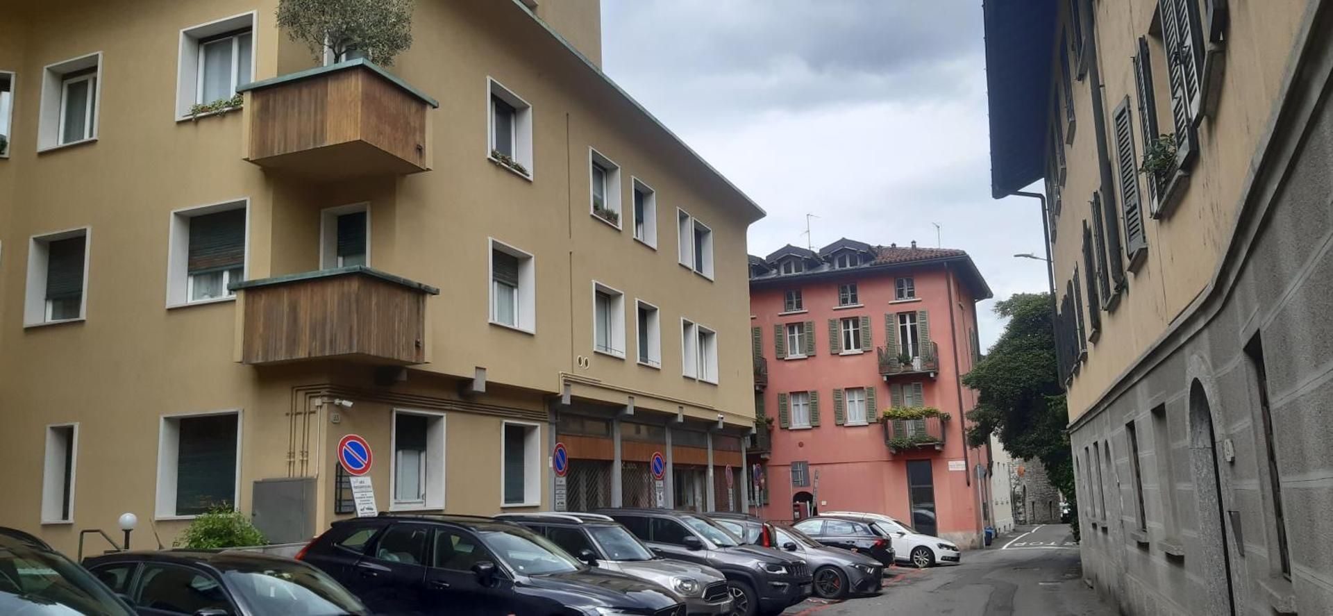 Coloniola Lake House