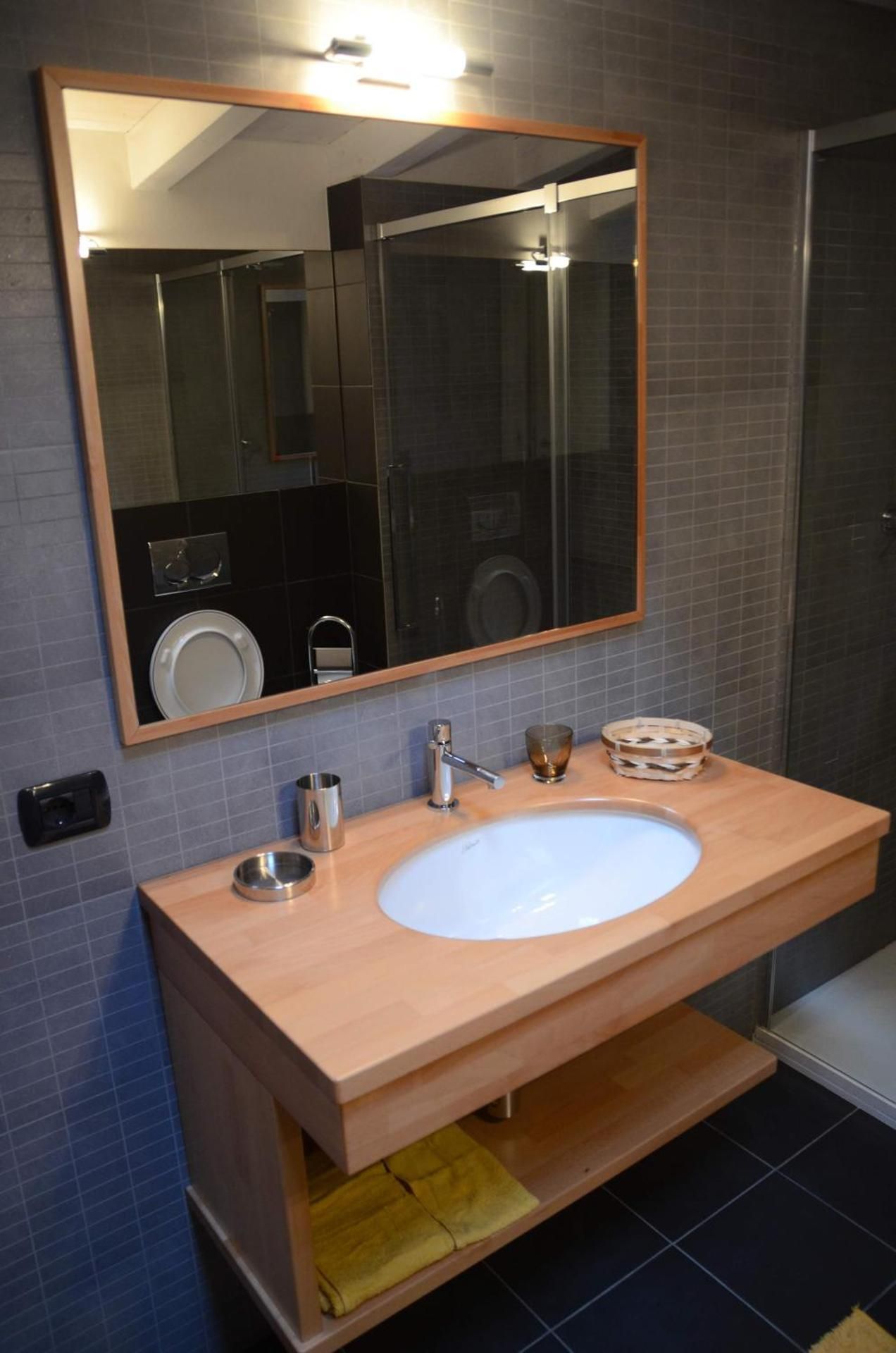 One-Bedroom Apartment - Split Level