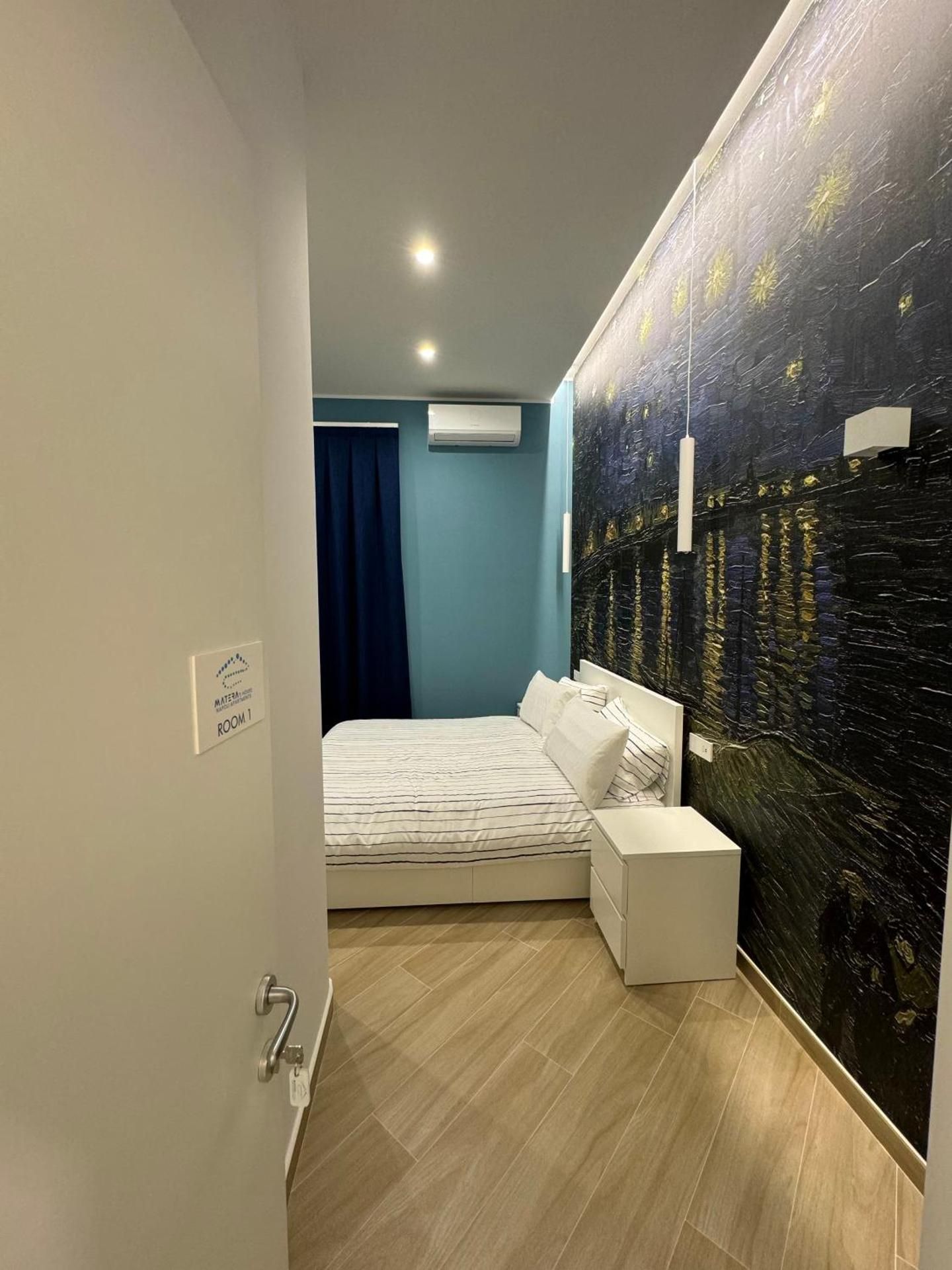 Double Room with Private External Bathroom