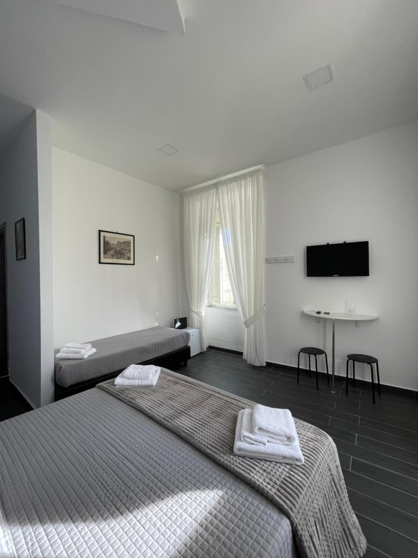 Triple Room with Balcony