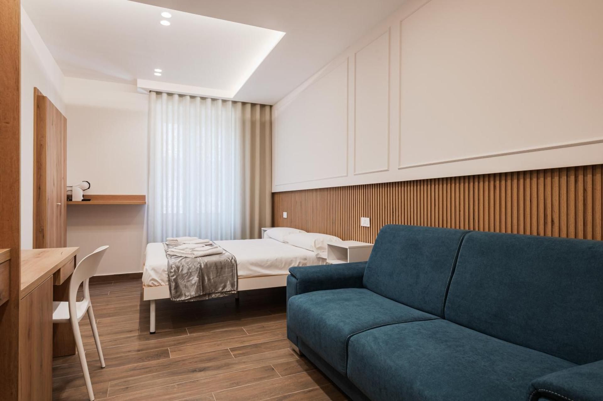 Deluxe Double Room with Extra Bed