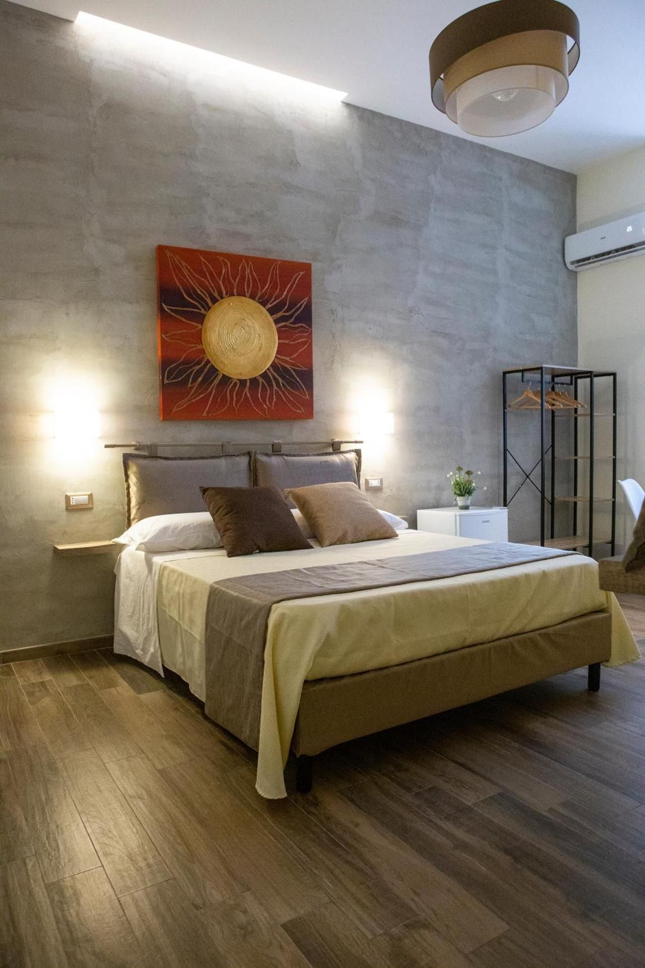 CASA SALINAS Bed & Breakfast